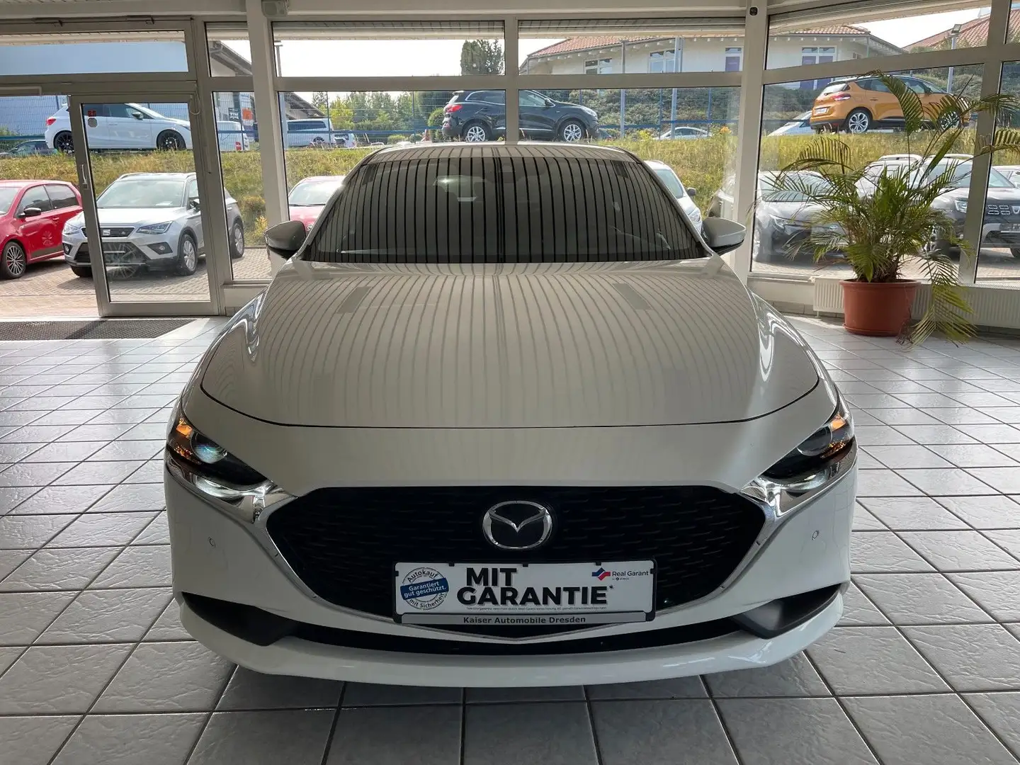 Mazda 3 Lim. 4-trg.*LED*NAVI*AbstTemp*HeadUP*TOP-Zust* Weiß - 2