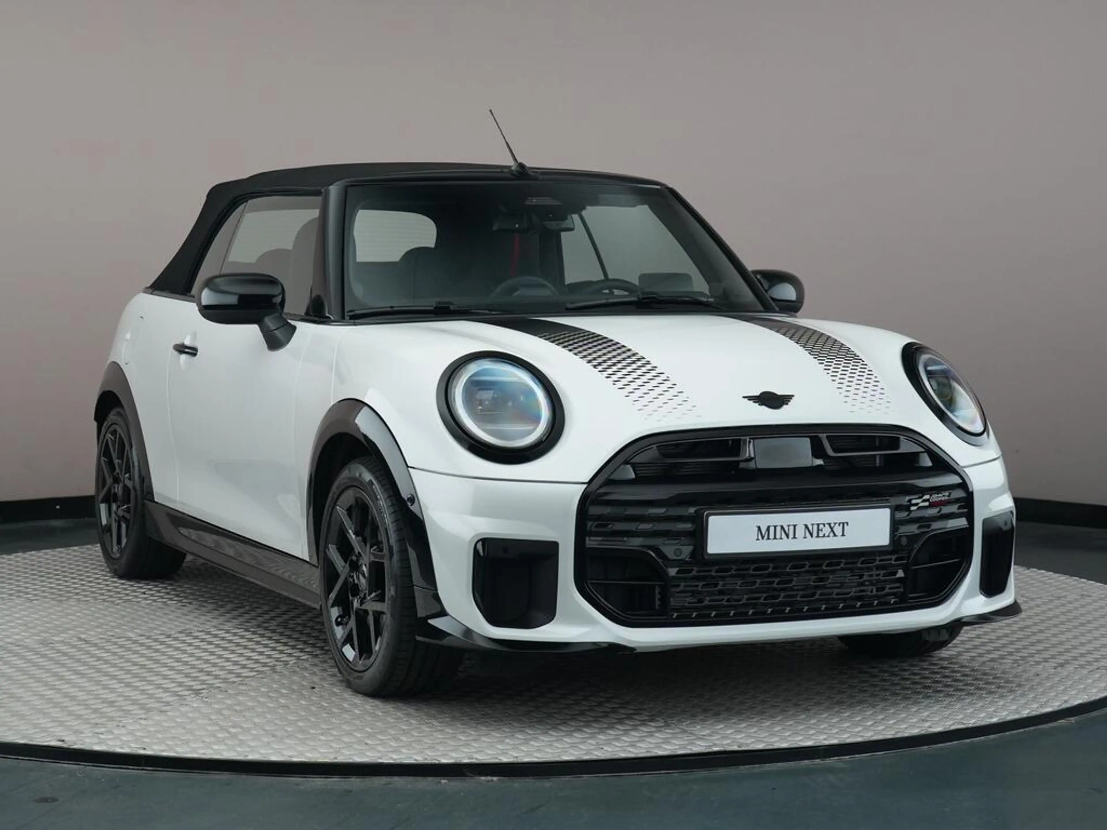 MINI Cooper C Cabrio 2.0 John Cooper Works M — photo 3