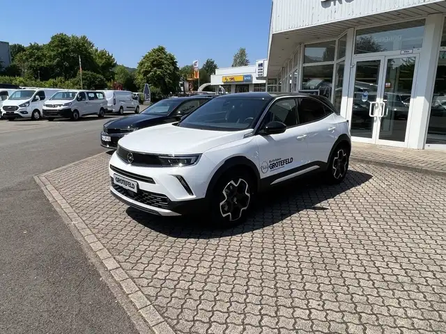 Opel Mokka view 3