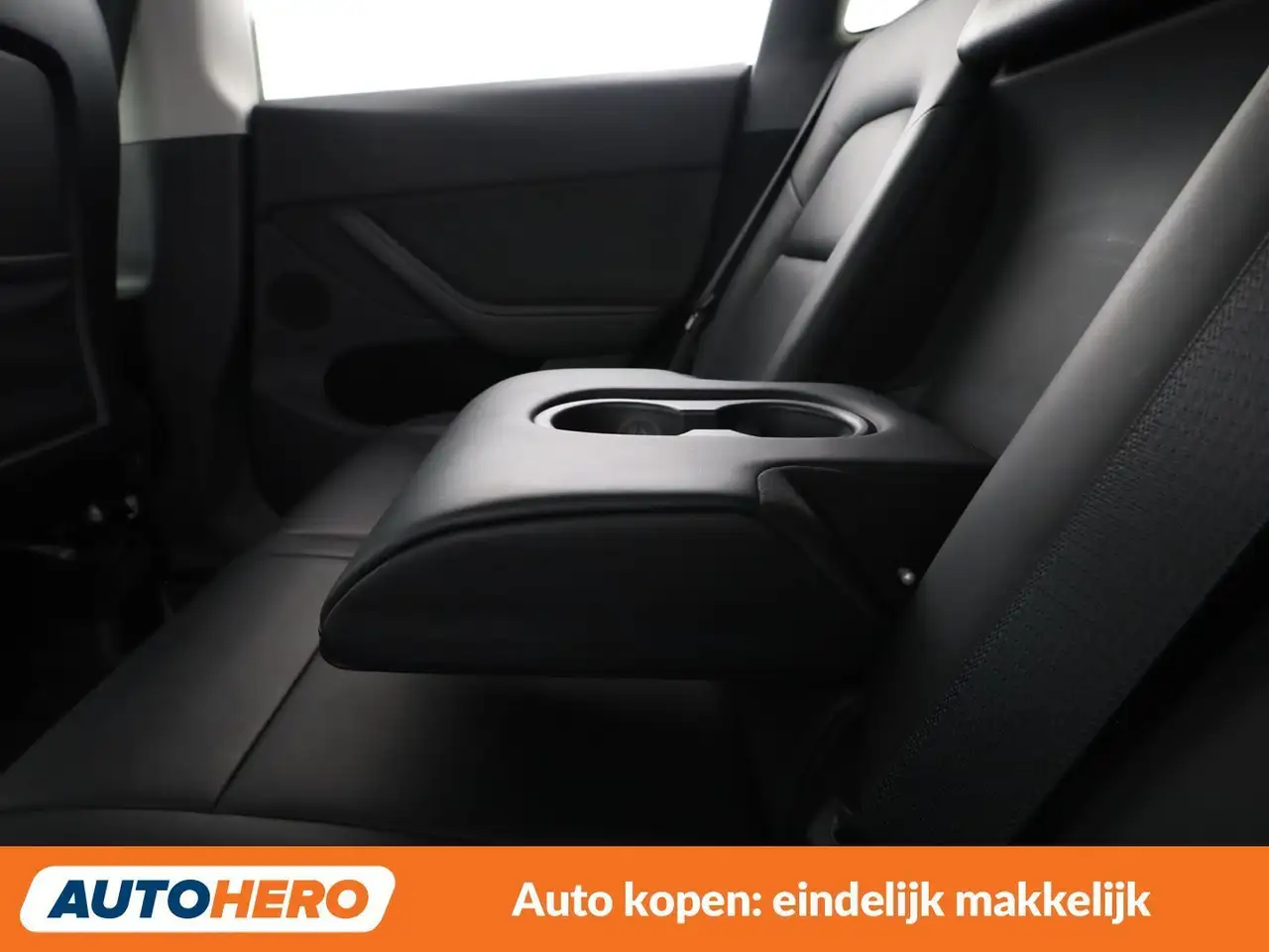 Tesla Model Y Performance Dual AWD, миниатюра 25