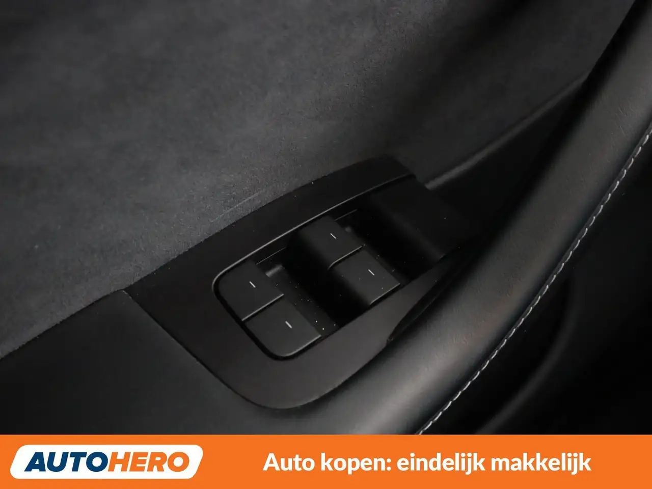 Tesla Model Y Performance Dual AWD, миниатюра 23