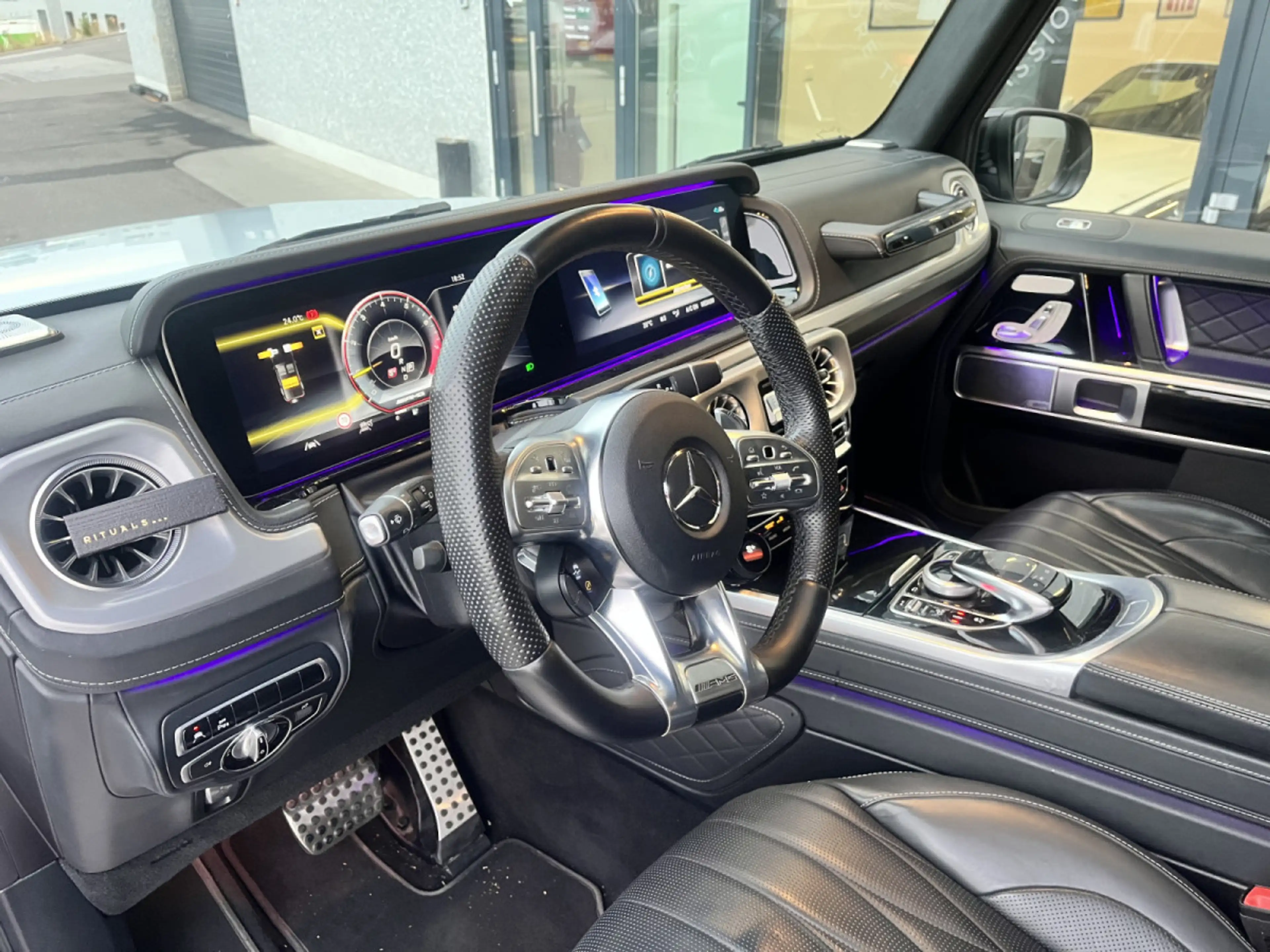Mercedes-Benz G 63 AMG G63 AMG /SUPERIOR/ 8 WHEELS/ LAST SERVICE 09.2026 — photo 8