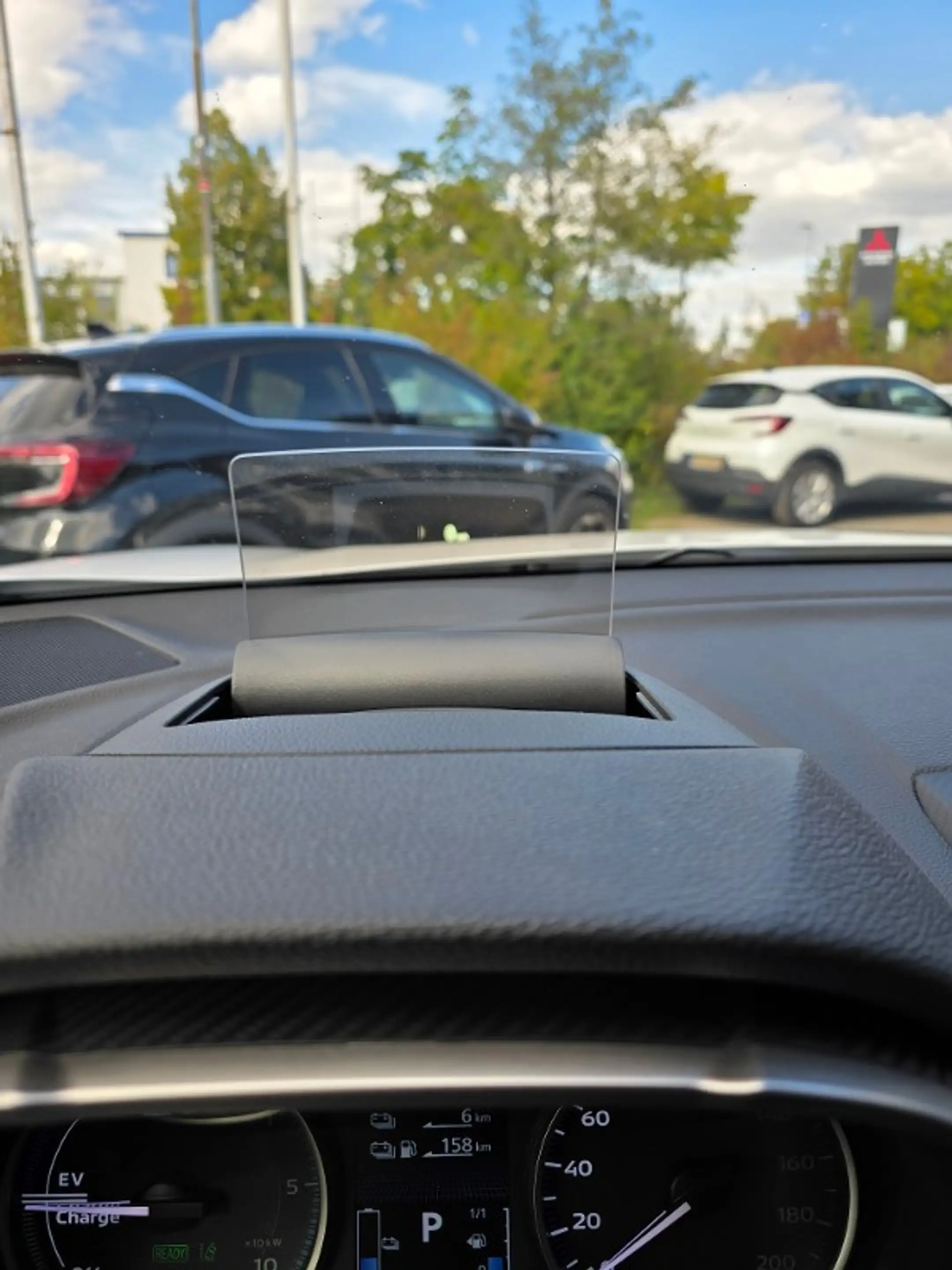 Mitsubishi Eclipse Cross Plug-in Hybrid TOP 4WD Panorama — photo 10