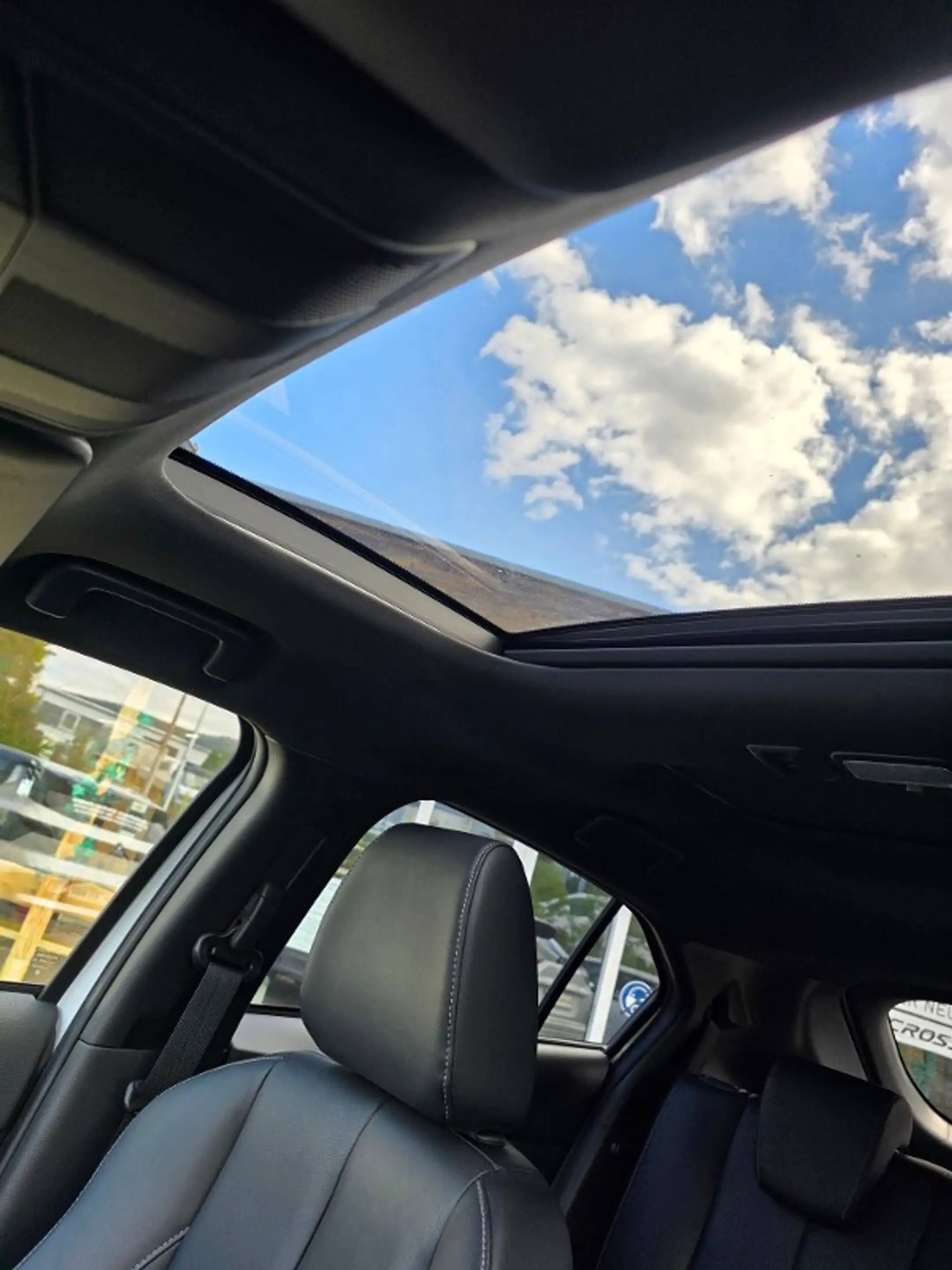 Mitsubishi Eclipse Cross Plug-in Hybrid TOP 4WD Panorama — photo 8