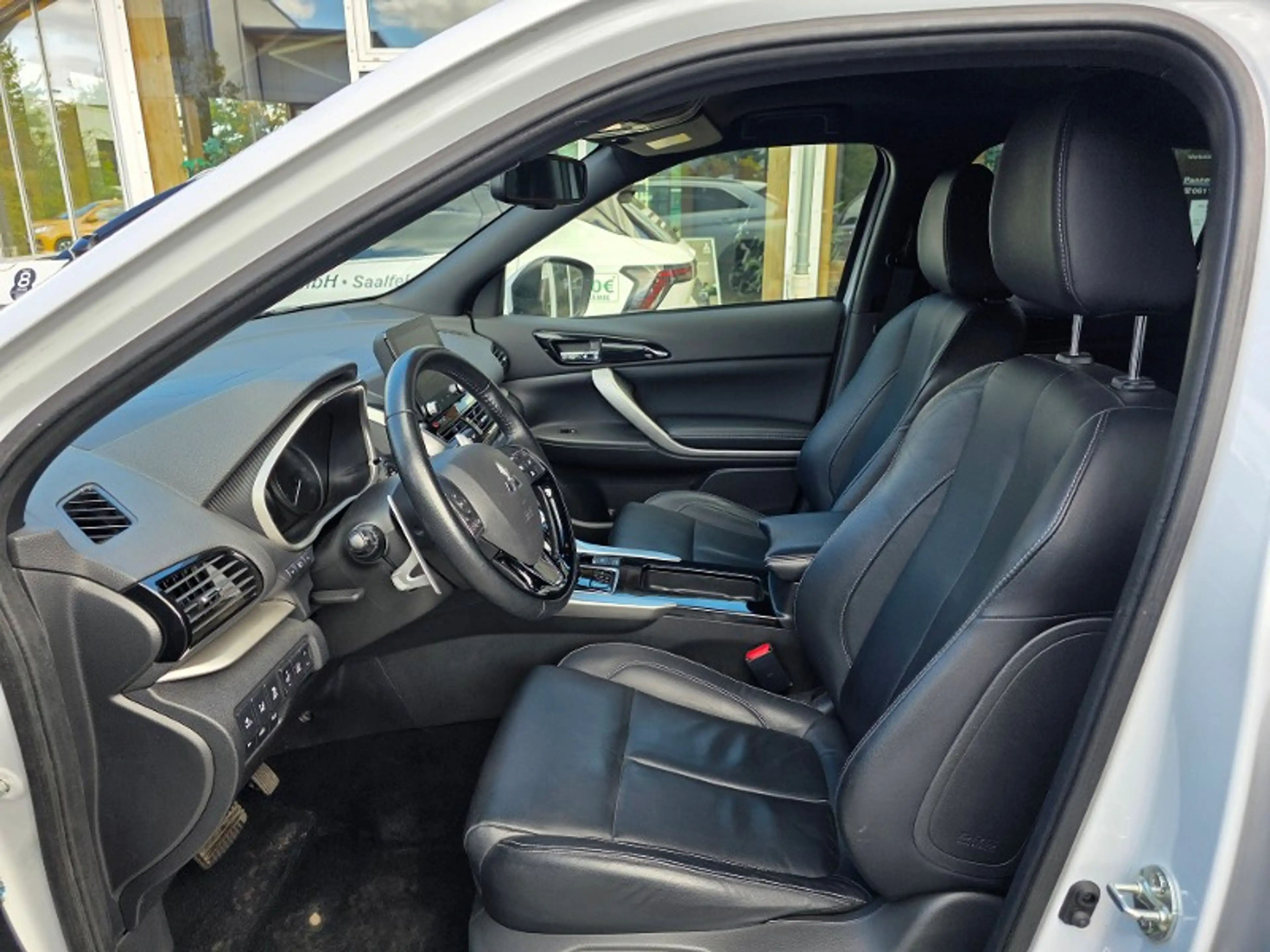 Mitsubishi Eclipse Cross Plug-in Hybrid TOP 4WD Panorama — photo 15