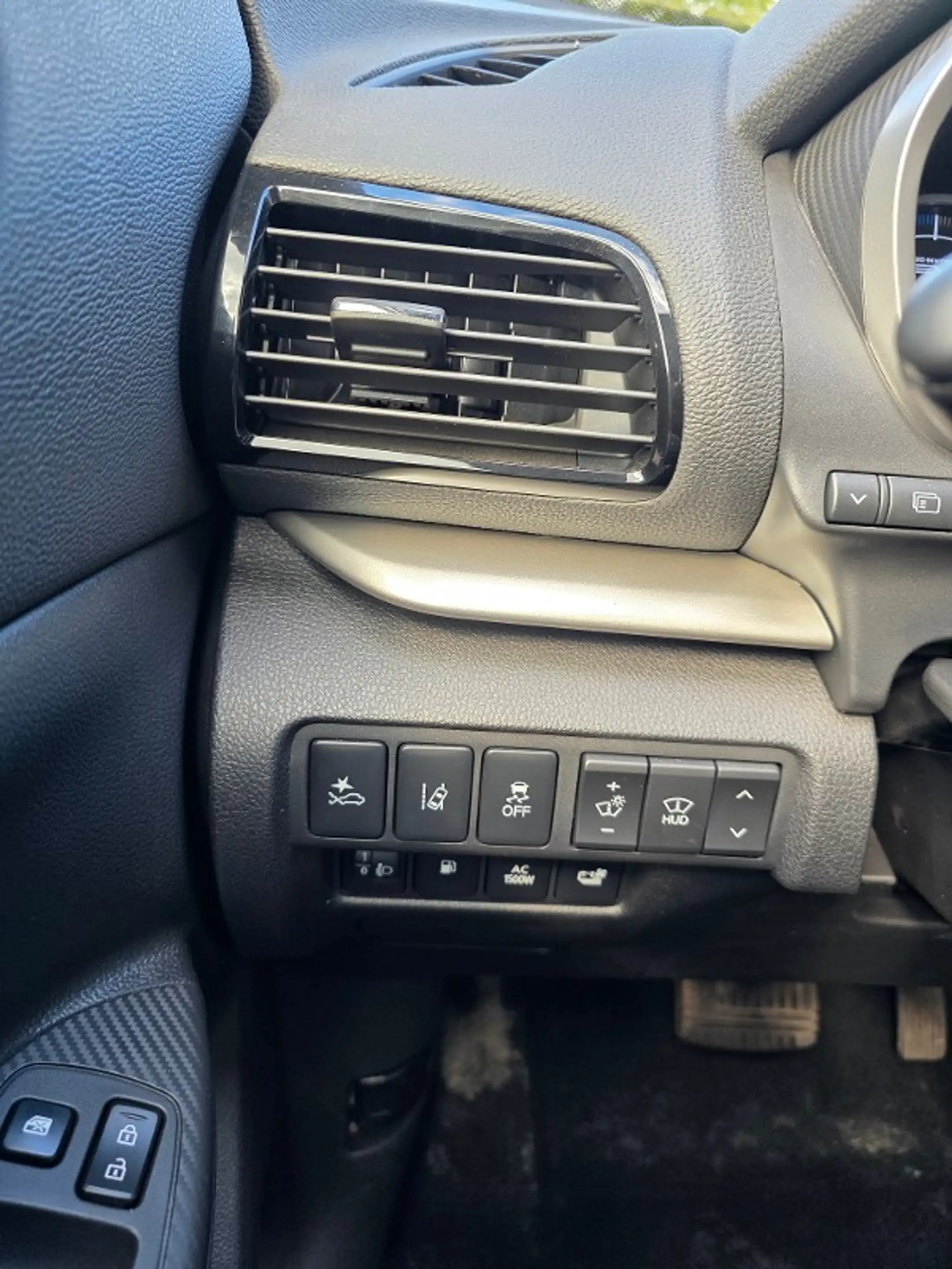 Mitsubishi Eclipse Cross Plug-in Hybrid TOP 4WD Panorama — photo 13