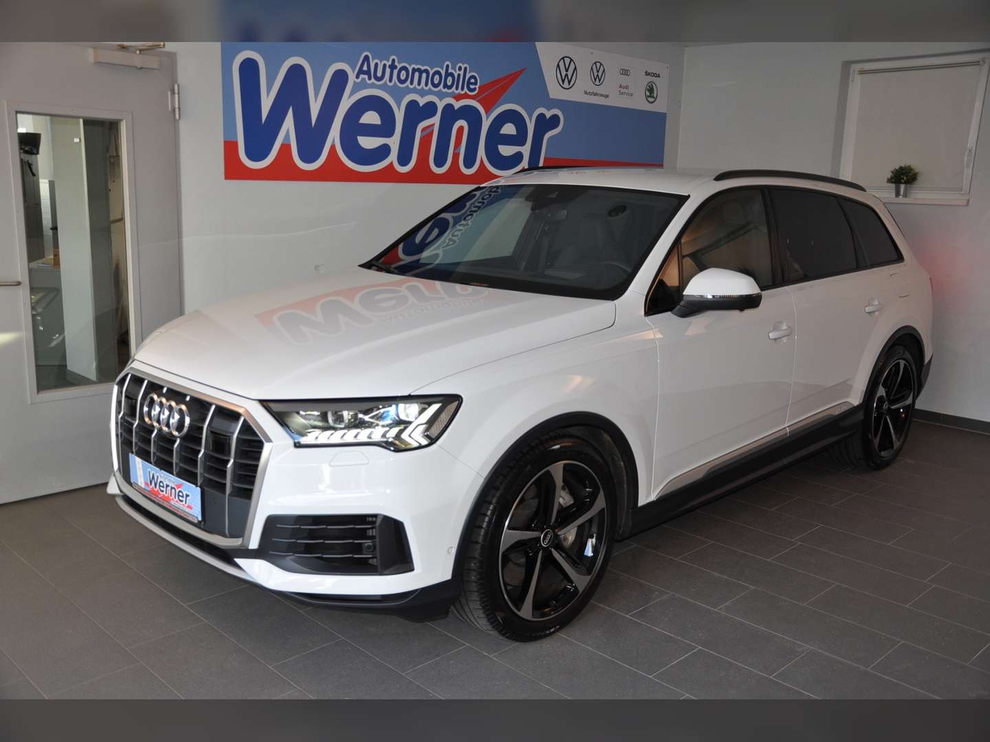 Audi Q7 S Line 55 TFSIe -  - Joinsteer - #1