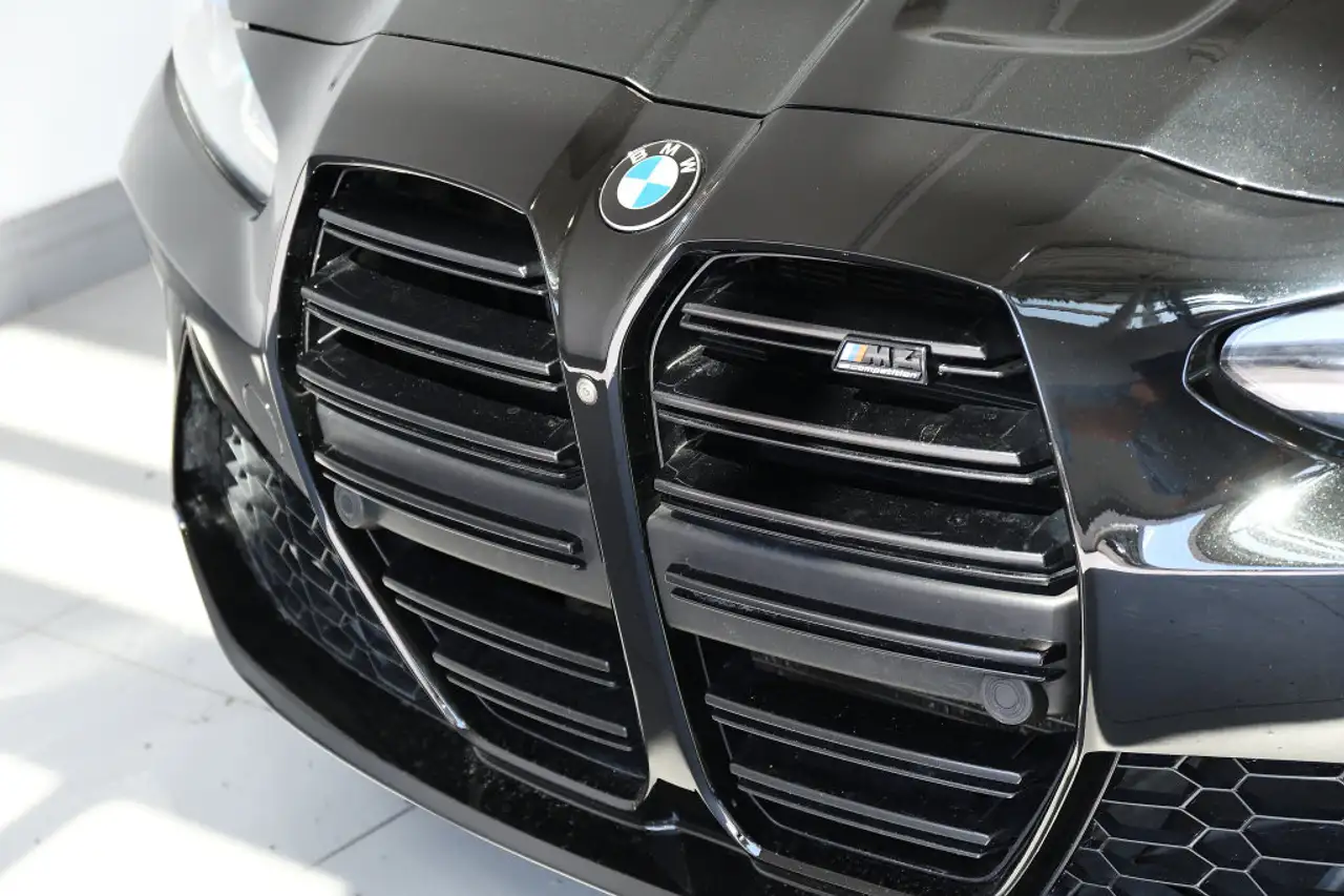 BMW M4 photo BMW M4