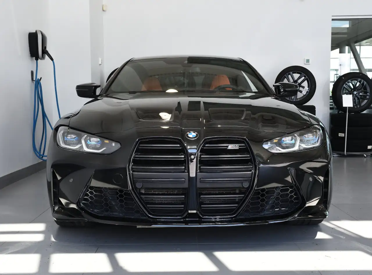 BMW M4 photo BMW M4