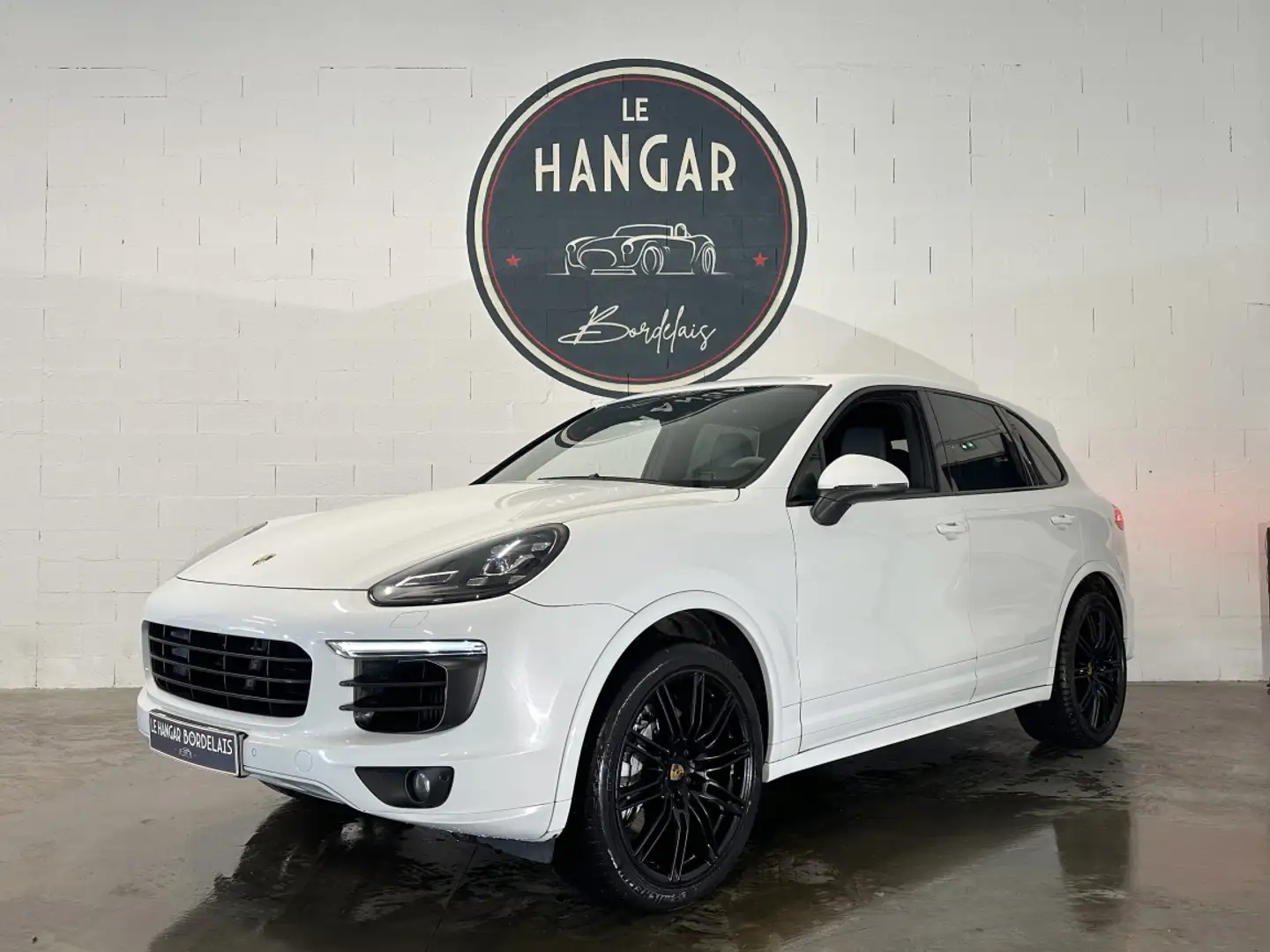 Porsche Cayenne V8 4.2 385ch Tiptronic S - 1
