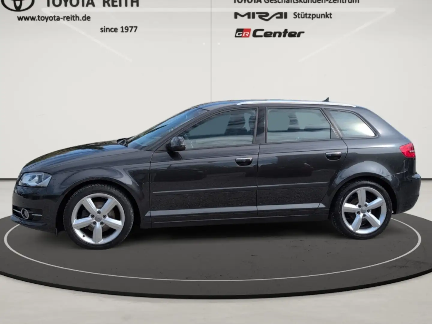 Audi A3 Sportback 1.4 TFSI Amb,  Händler/ Exportfahrzeug Grau - 2