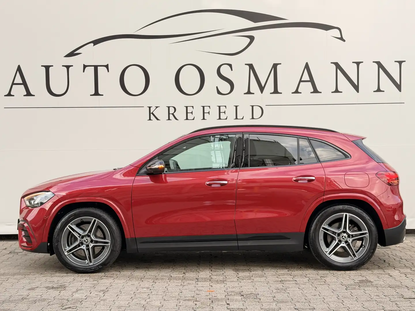 Mercedes-Benz GLA 200 7G AMG Line Advanced Plus|UPE ca:70.000€ Rot - 2