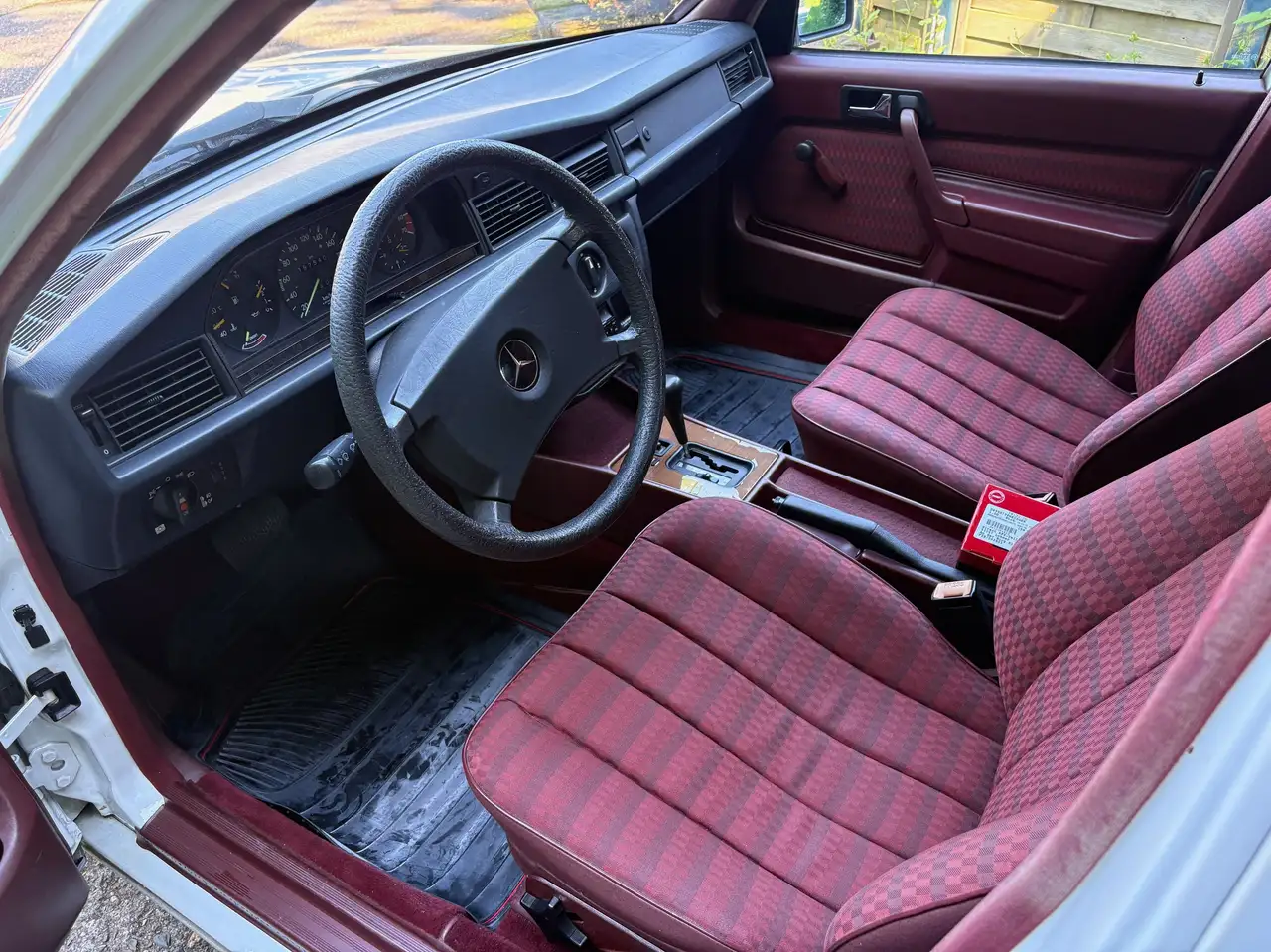 Mercedes-Benz 190 Automatik , Schiebedach , H - Kennzeichen, foto 4