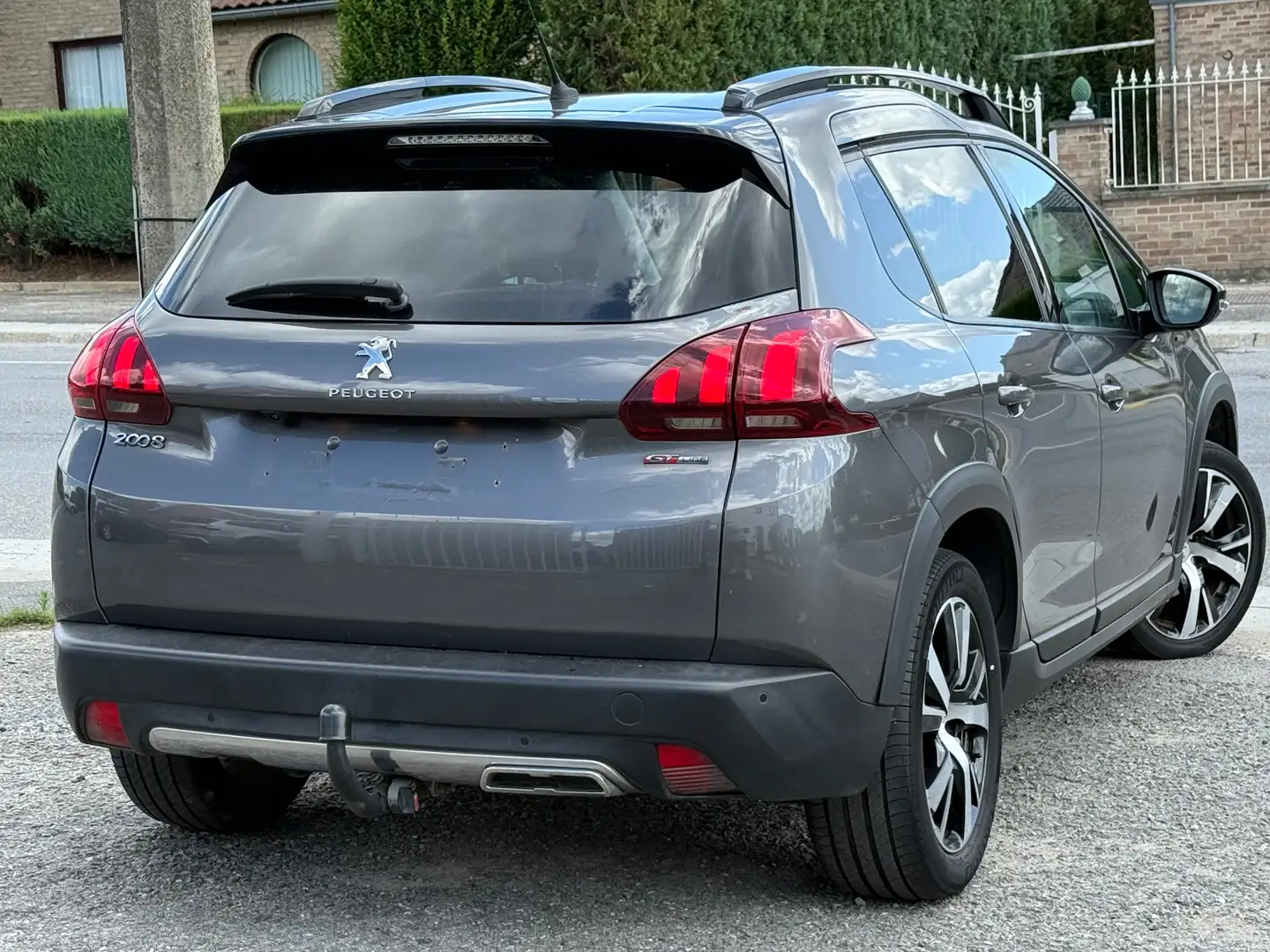 Peugeot 2008 GT Line S* 1 AN GARANTIE Grijs - 2