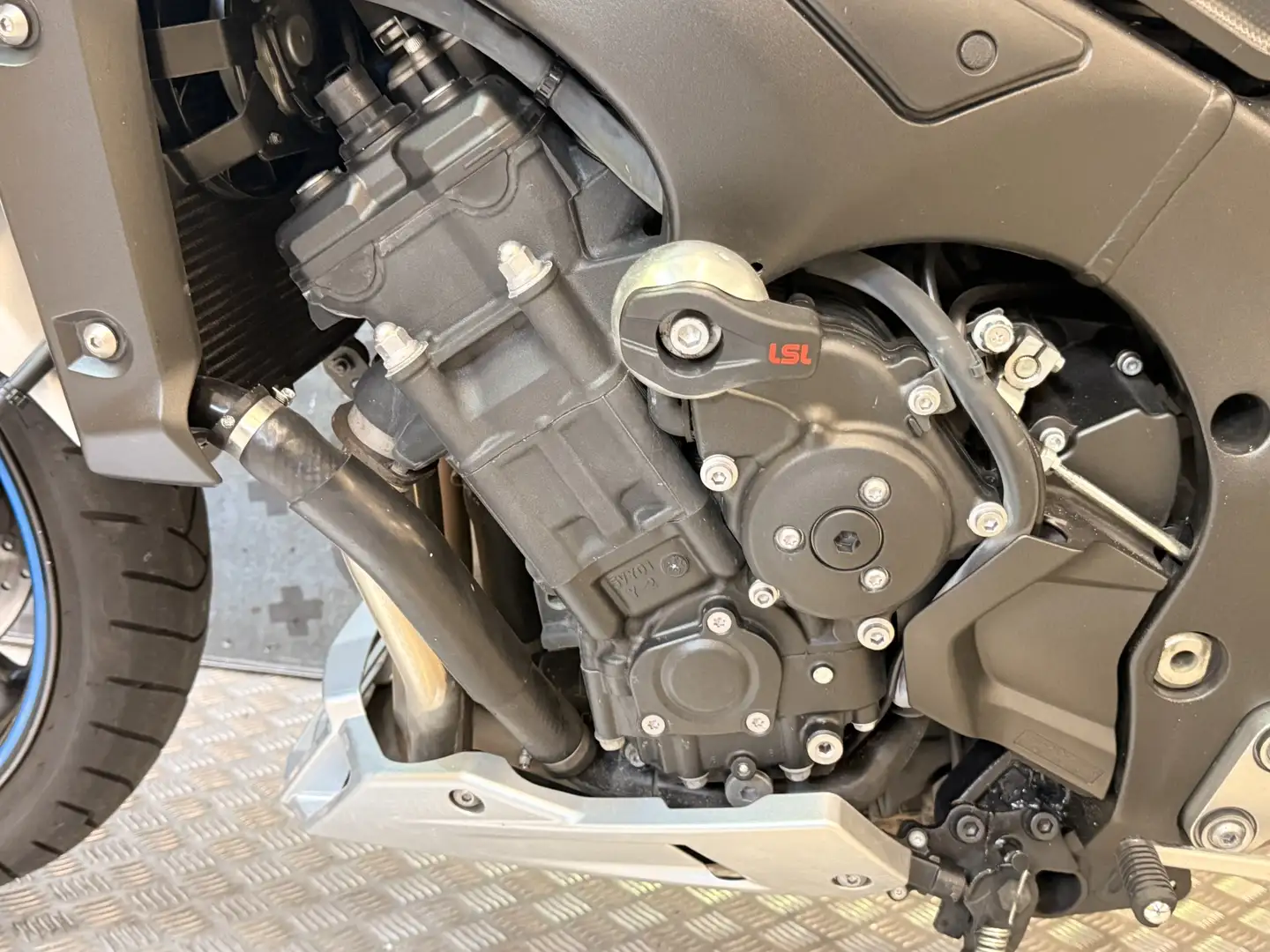 Yamaha FZ 1 Gris - 2