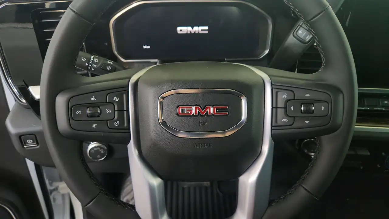 GMC Sierra 1500 снимка GMC Sierra 1500
