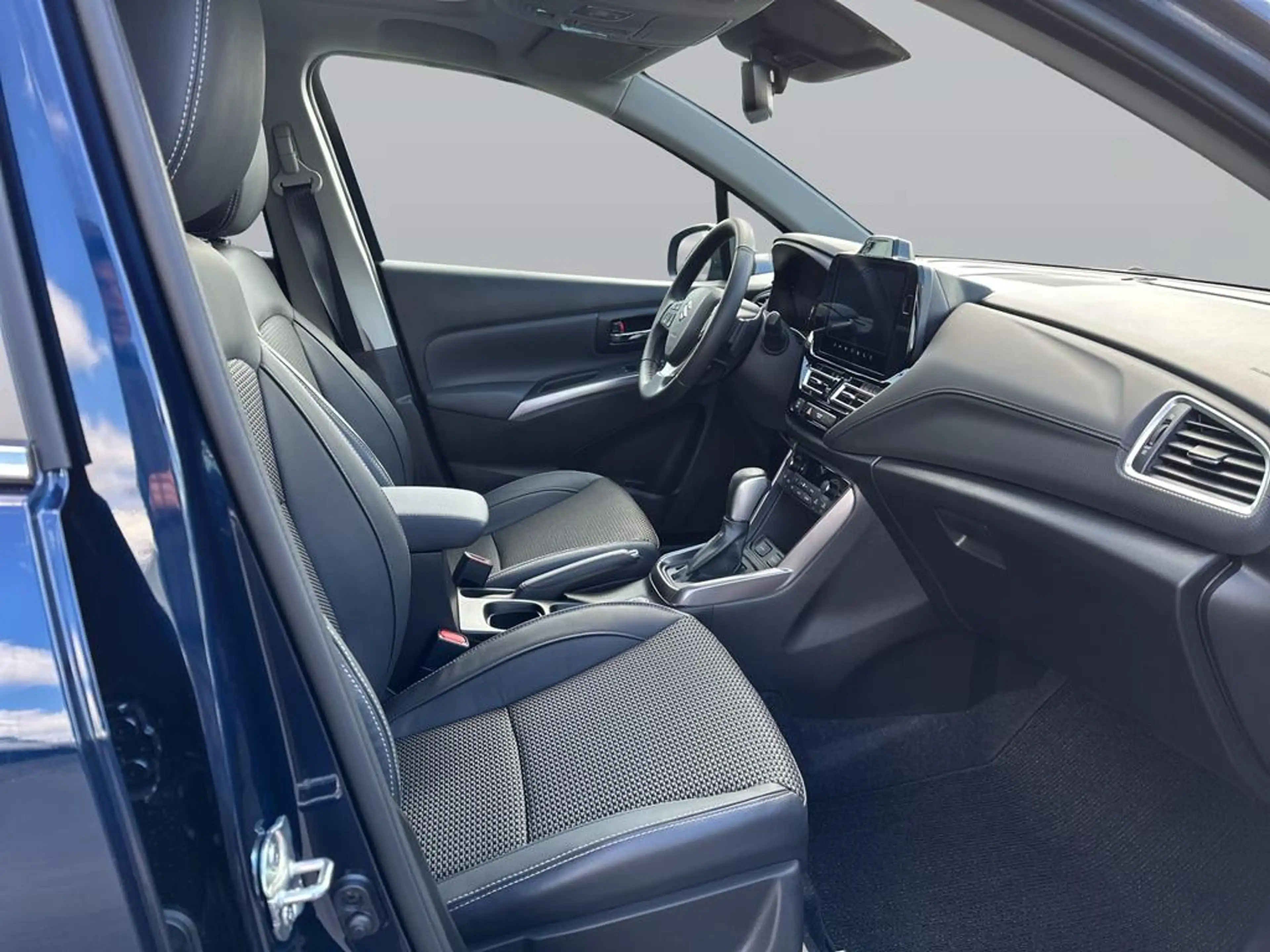 Suzuki SX4 S-Cross BOOSTERJET HYBRID ALLGRIP AT Comfort+ — photo 11