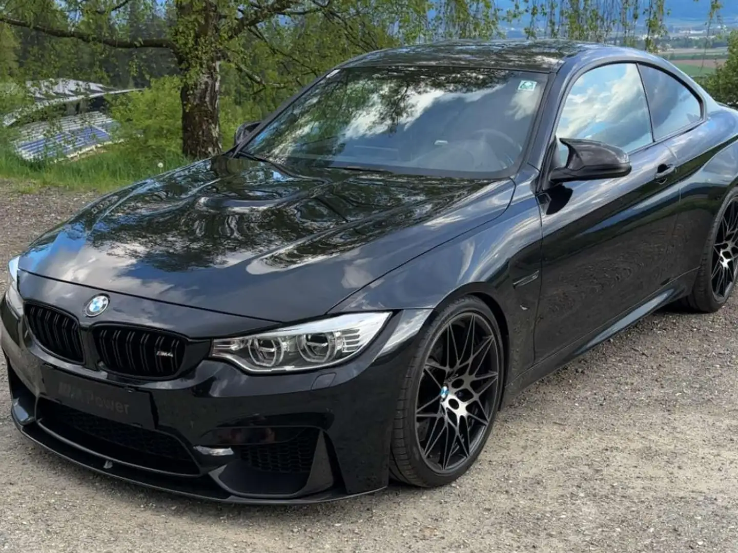 BMW M4 M4 M-DKG Coupe Aut. Schwarz - 1