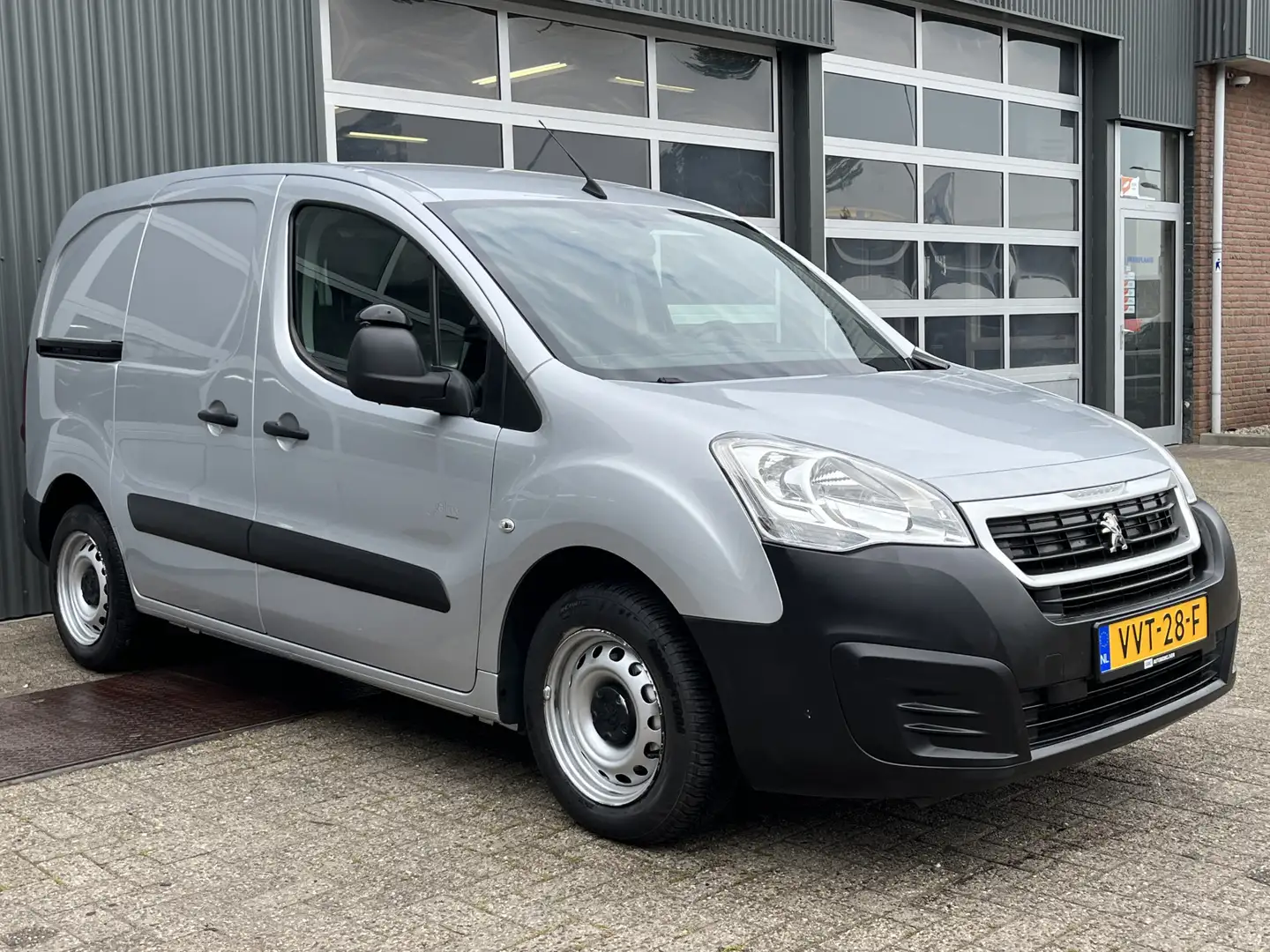 Peugeot Partner 120 1.6 HDi 20x voorradig Marge Airco Btw / Bpm vi Grijs - 1