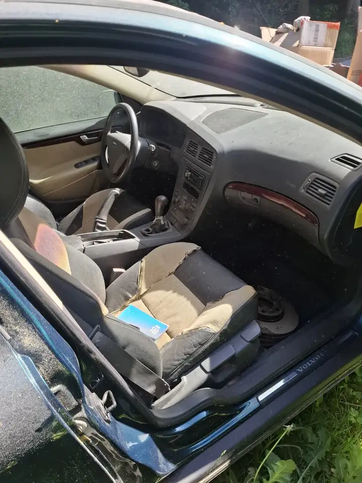 Volvo S60 2,4, foto 8