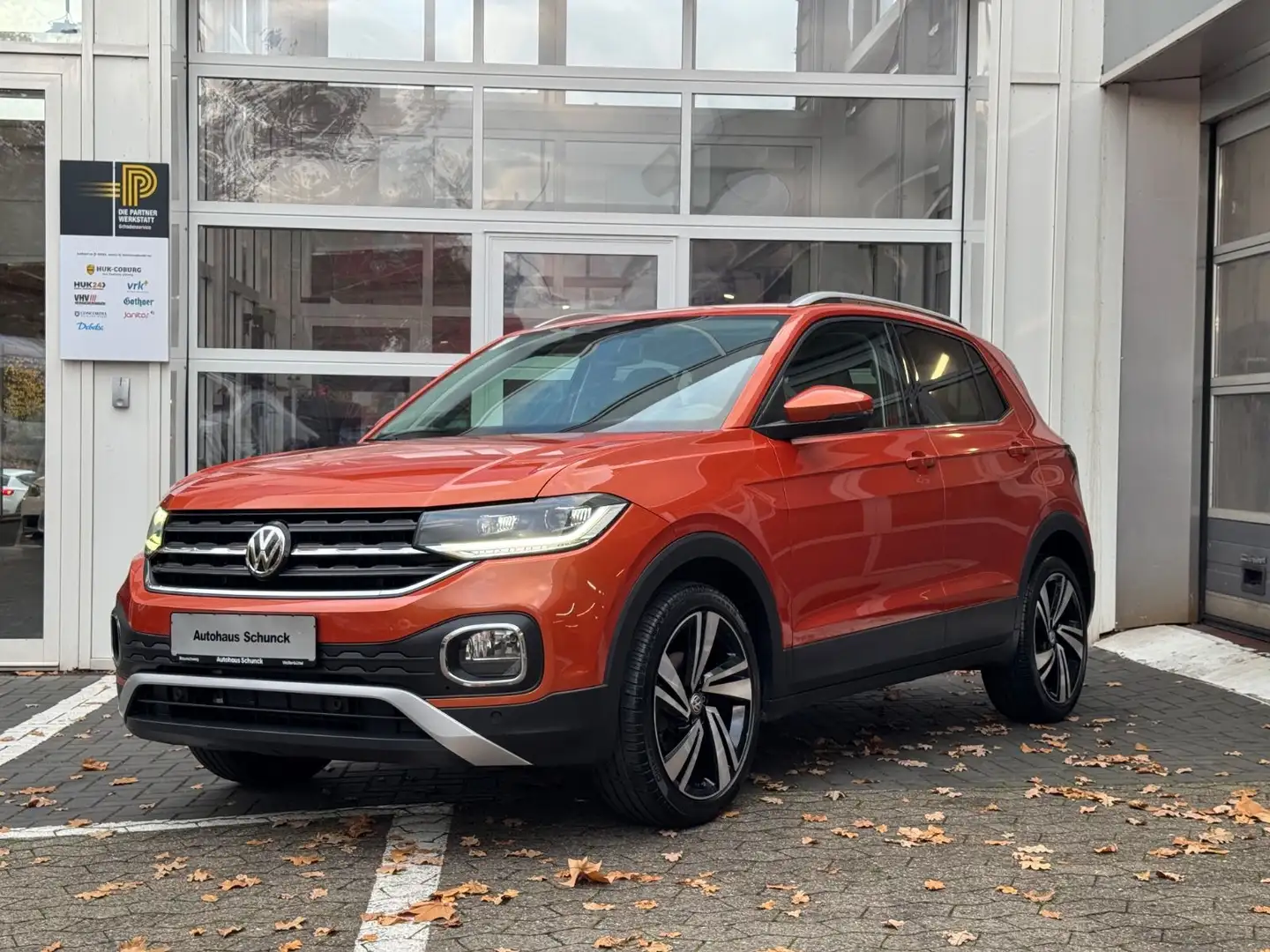 Volkswagen T-Cross Style 1.0 TSI NAVI/DSG/LED/TOTWINKEL Oranje - 1