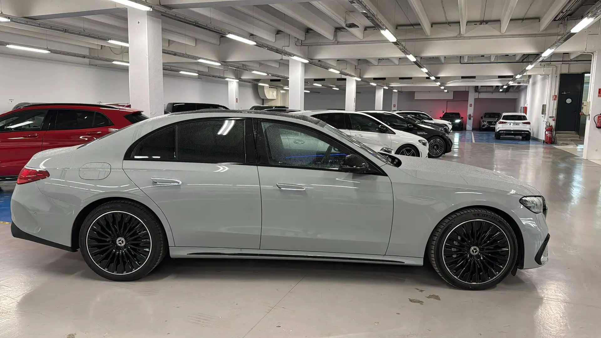 Mercedes-Benz E 220 E 220d 9G-Tronic Gris - 2