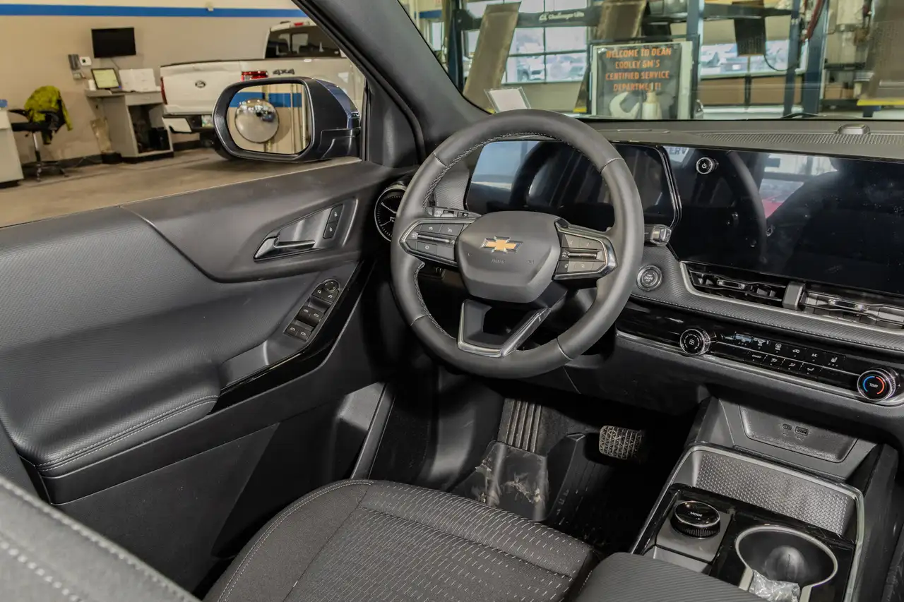 Chevrolet Equinox снимка Chevrolet Equinox