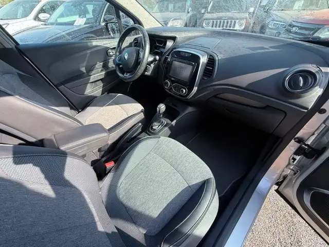 Renault Captur view 7