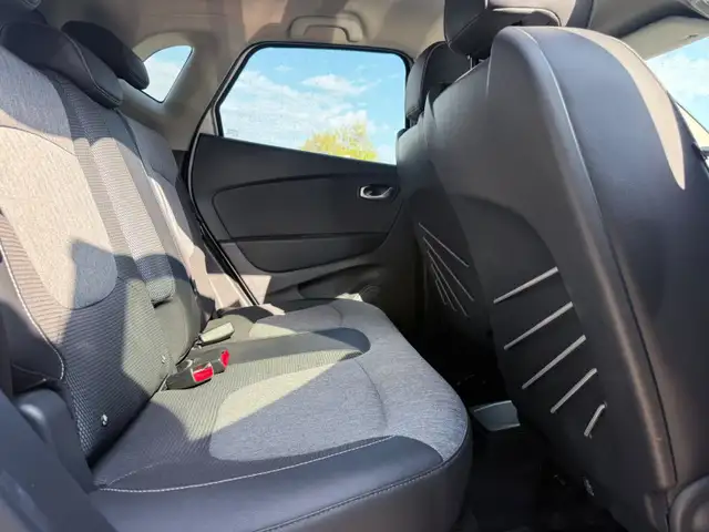 Renault Captur view 11