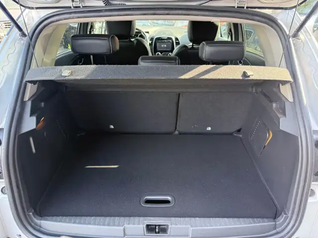 Renault Captur view 12