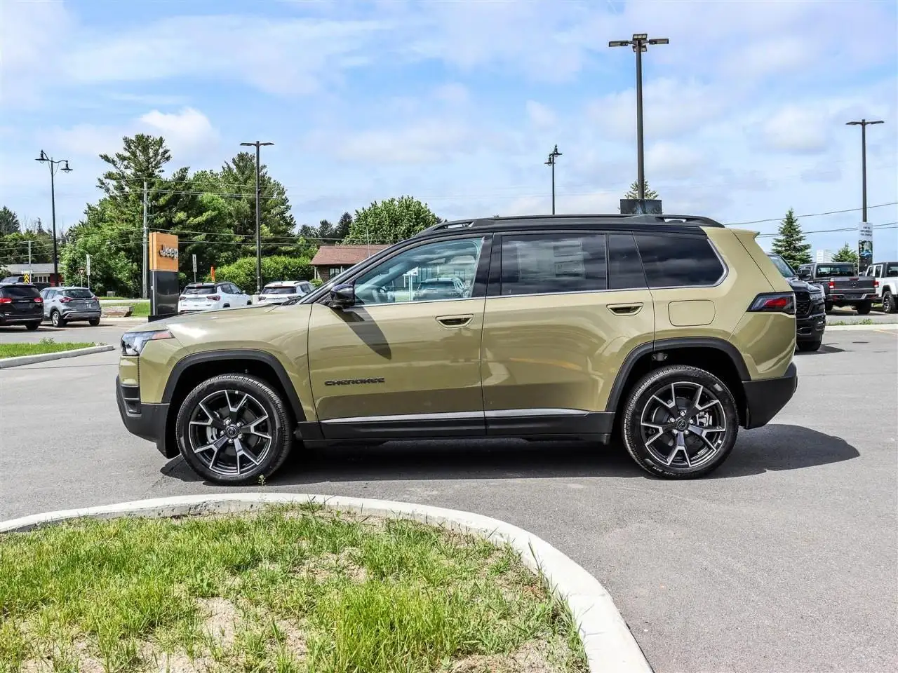 Jeep Cherokee снимка Jeep Cherokee