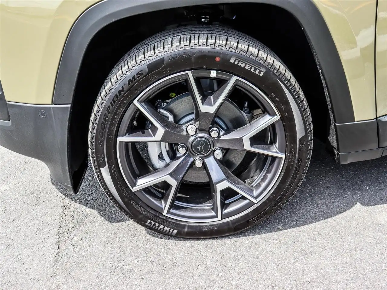 Jeep Cherokee снимка Jeep Cherokee