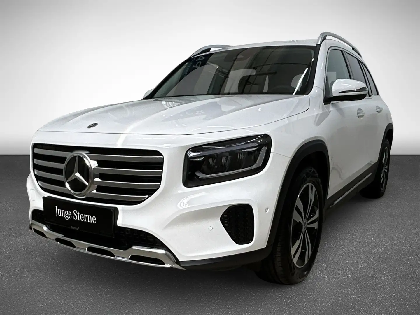 Mercedes-Benz GLB 180 Österreich-Edition PTS Cam Navi Wide AHK Weiß - 2