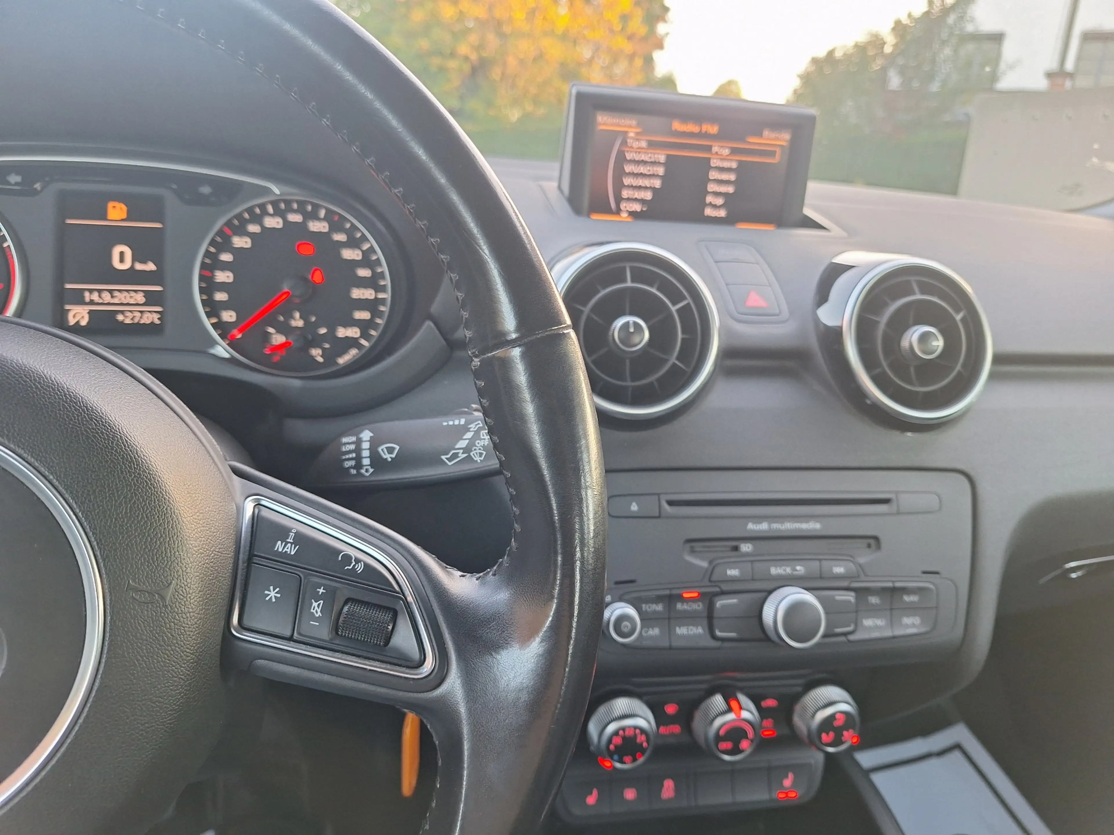 Audi A1 A1 1.2 TFSI Ambition /SIEGES CHAUFFANTS/ AIR CO / — photo 15