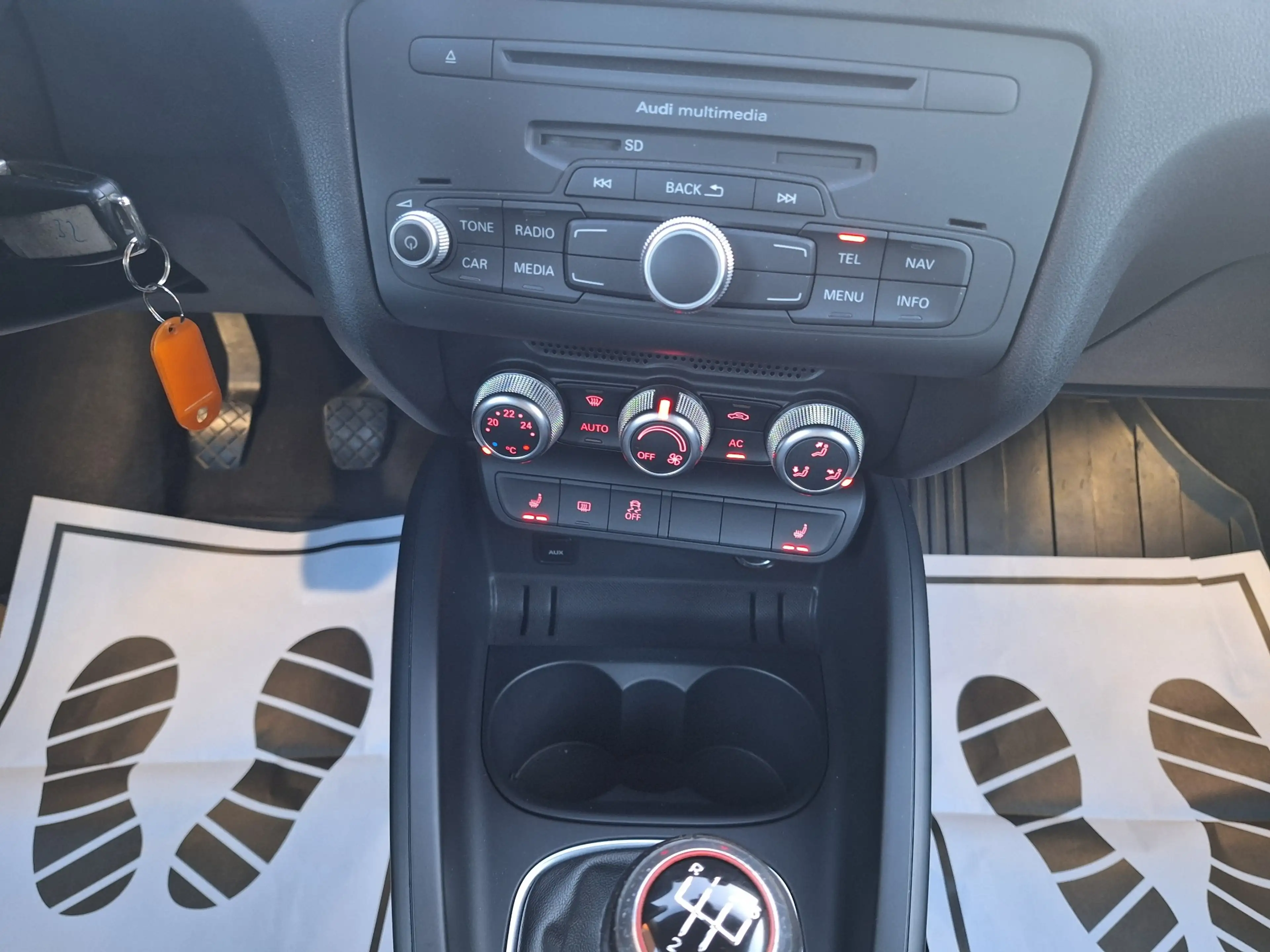 Audi A1 A1 1.2 TFSI Ambition /SIEGES CHAUFFANTS/ AIR CO / — photo 13