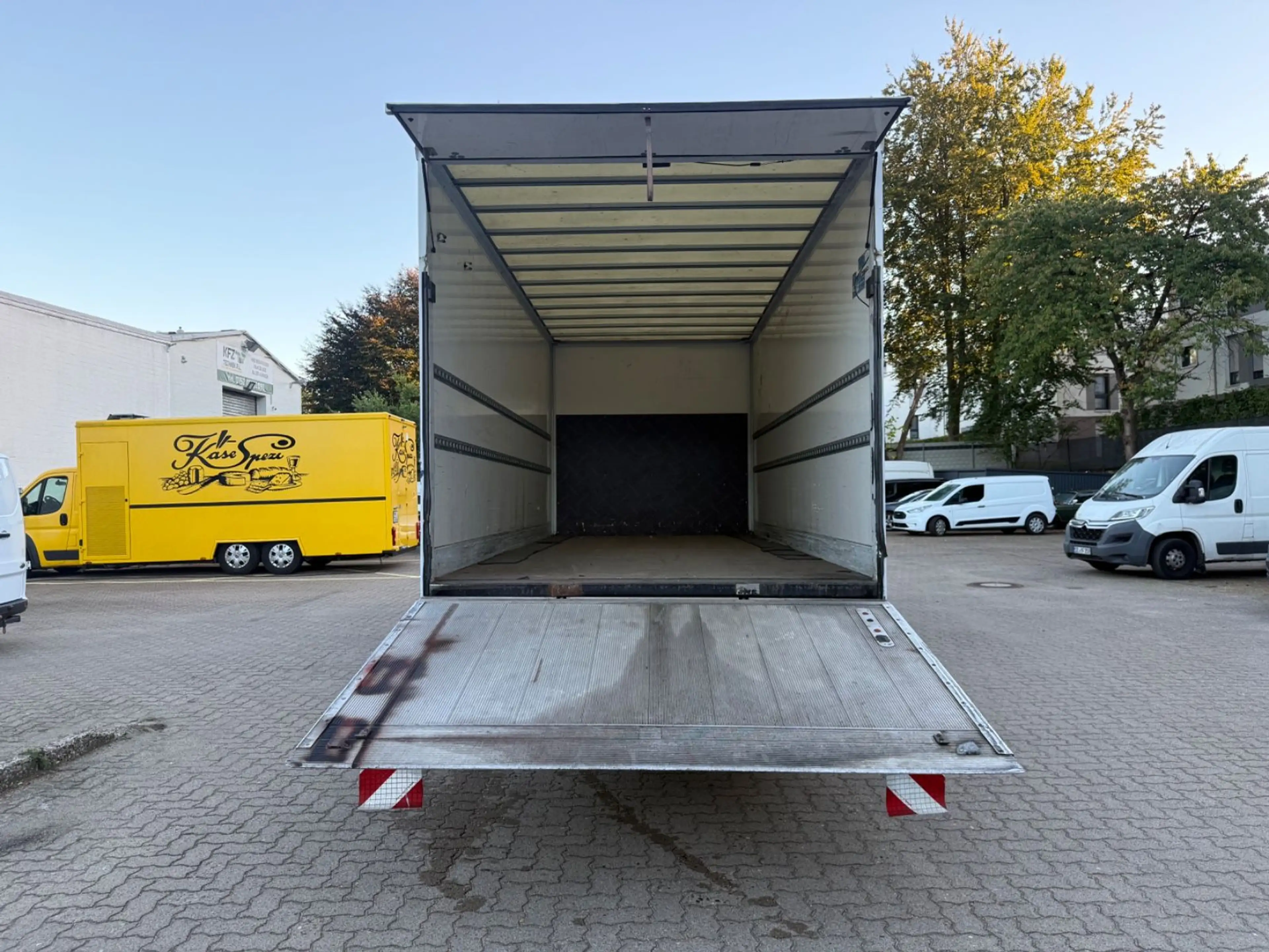 Mitsubishi Canter Fuso Voll Service Tüv Neu Ladeboardwand — photo 10