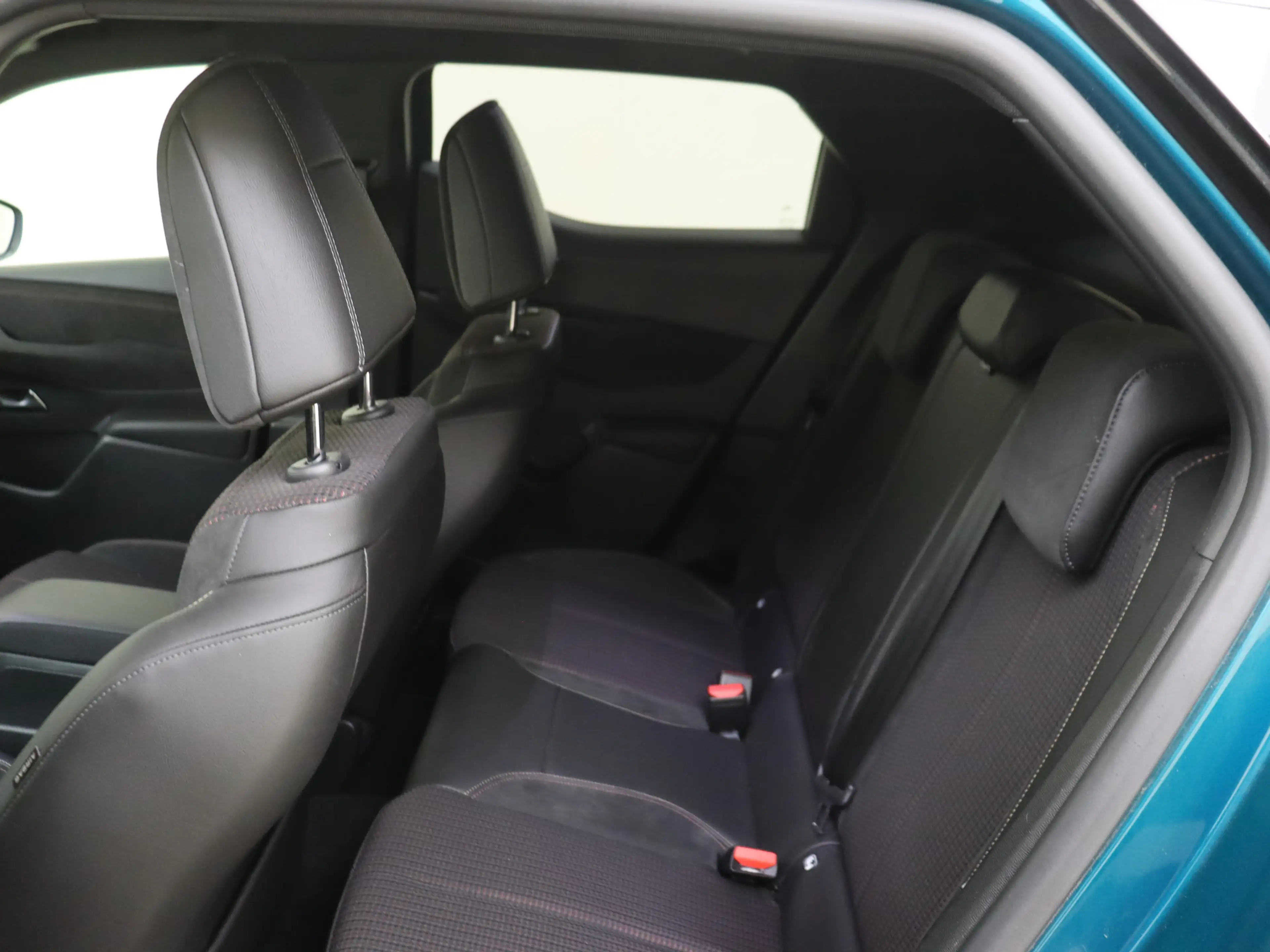 DS Automobiles DS 3 Crossback E-Tense Business 50 kWh — photo 12