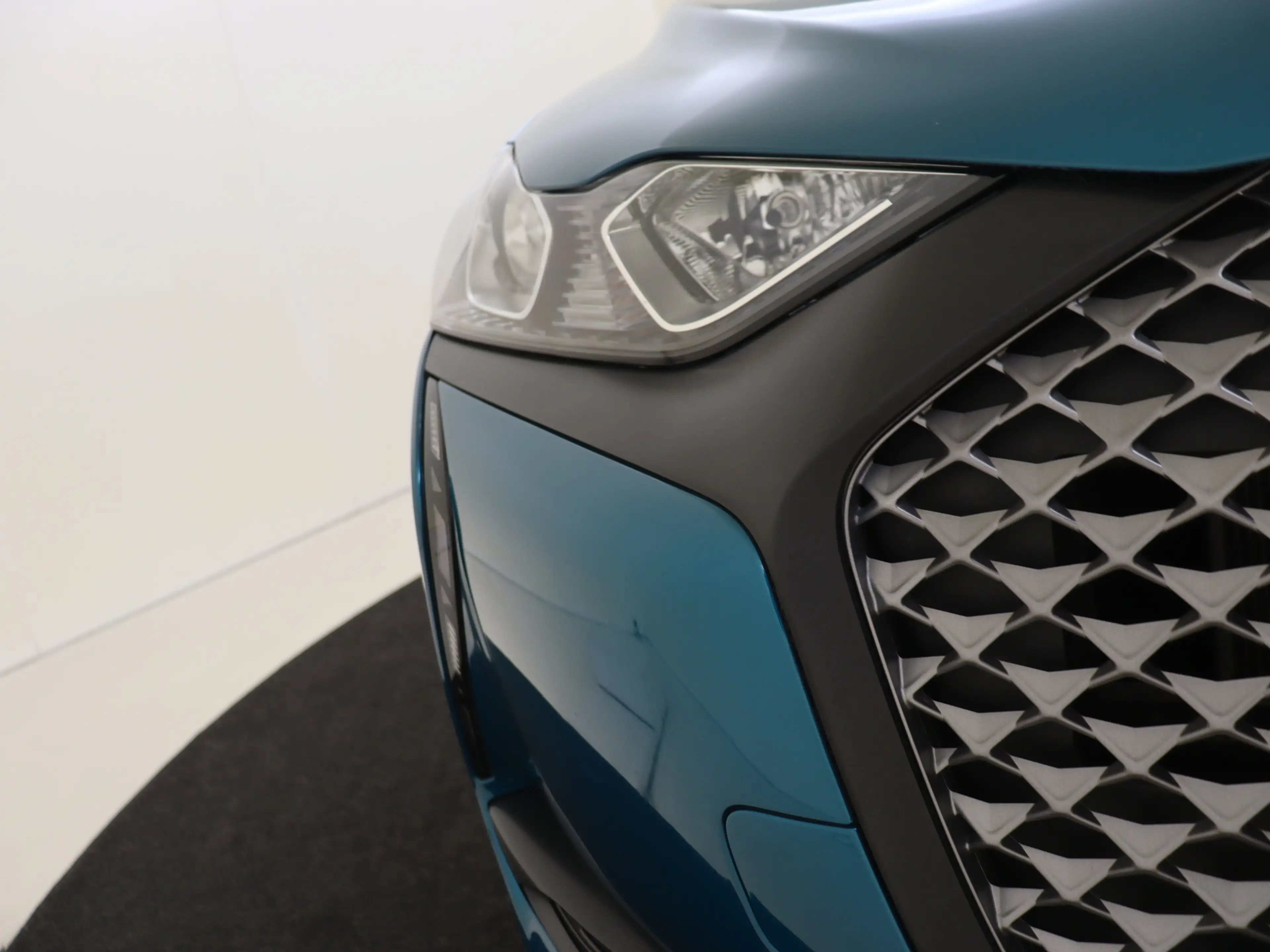 DS Automobiles DS 3 Crossback E-Tense Business 50 kWh — photo 13
