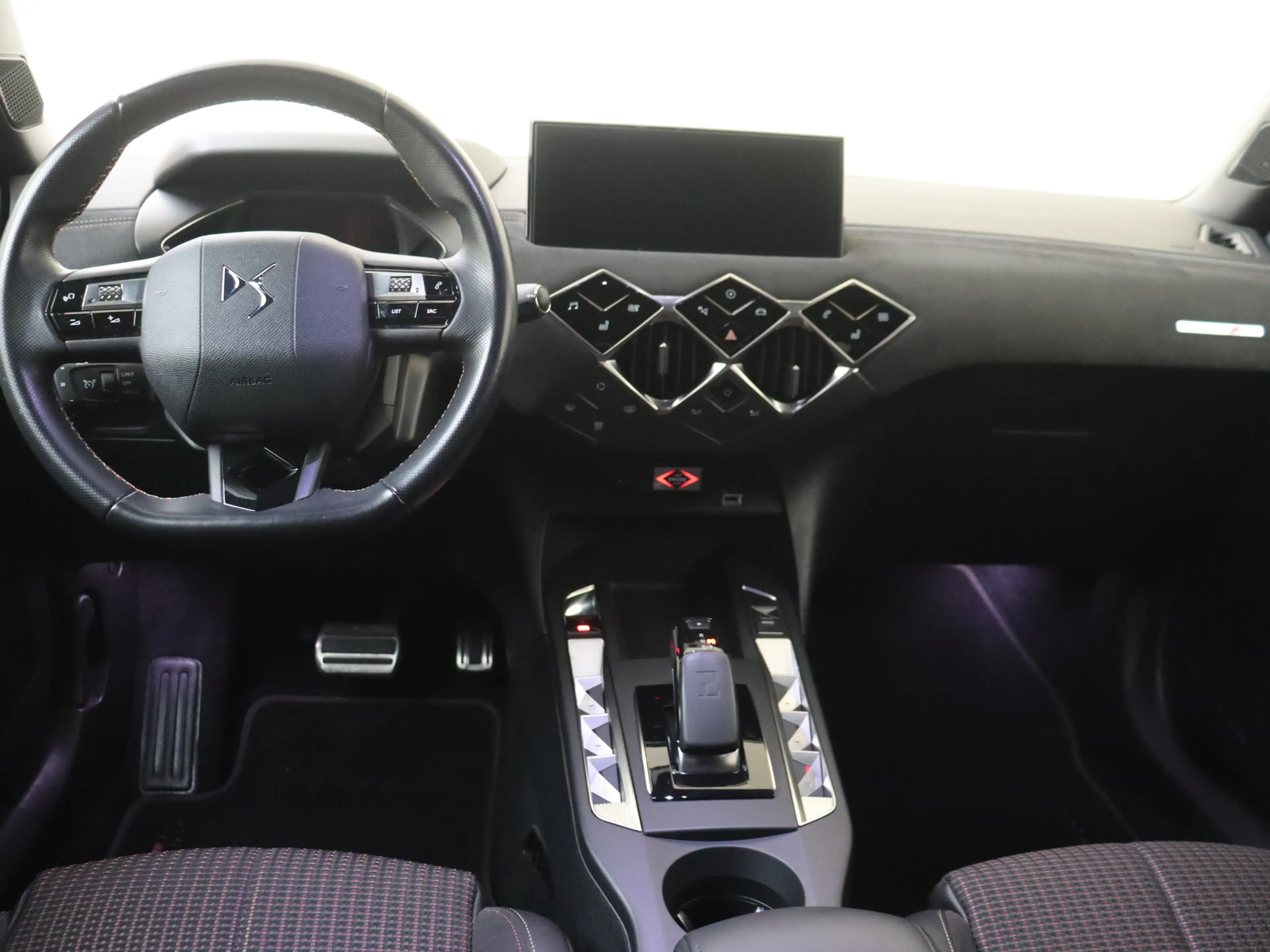 DS Automobiles DS 3 Crossback E-Tense Business 50 kWh — photo 5