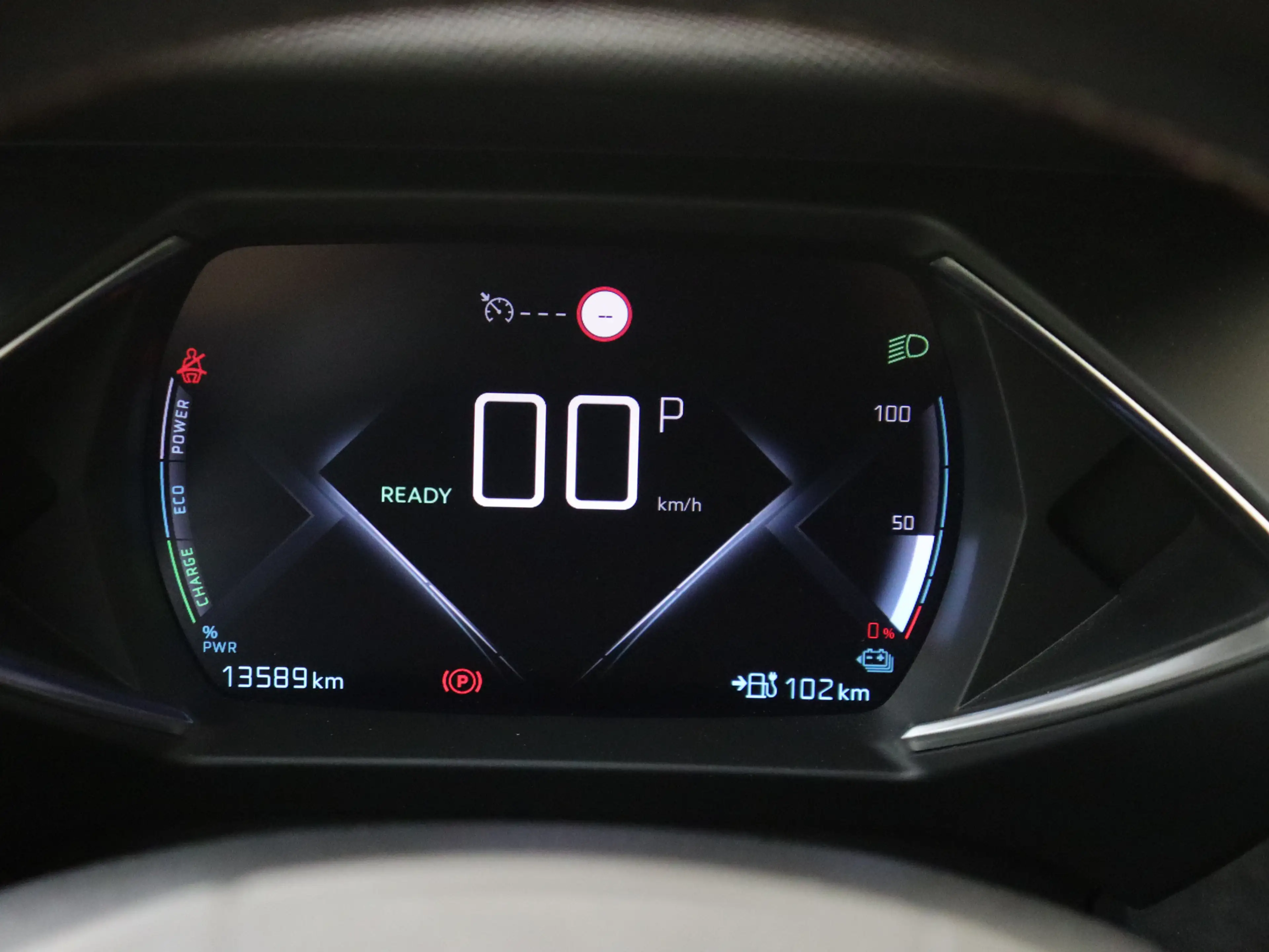 DS Automobiles DS 3 Crossback E-Tense Business 50 kWh — photo 7
