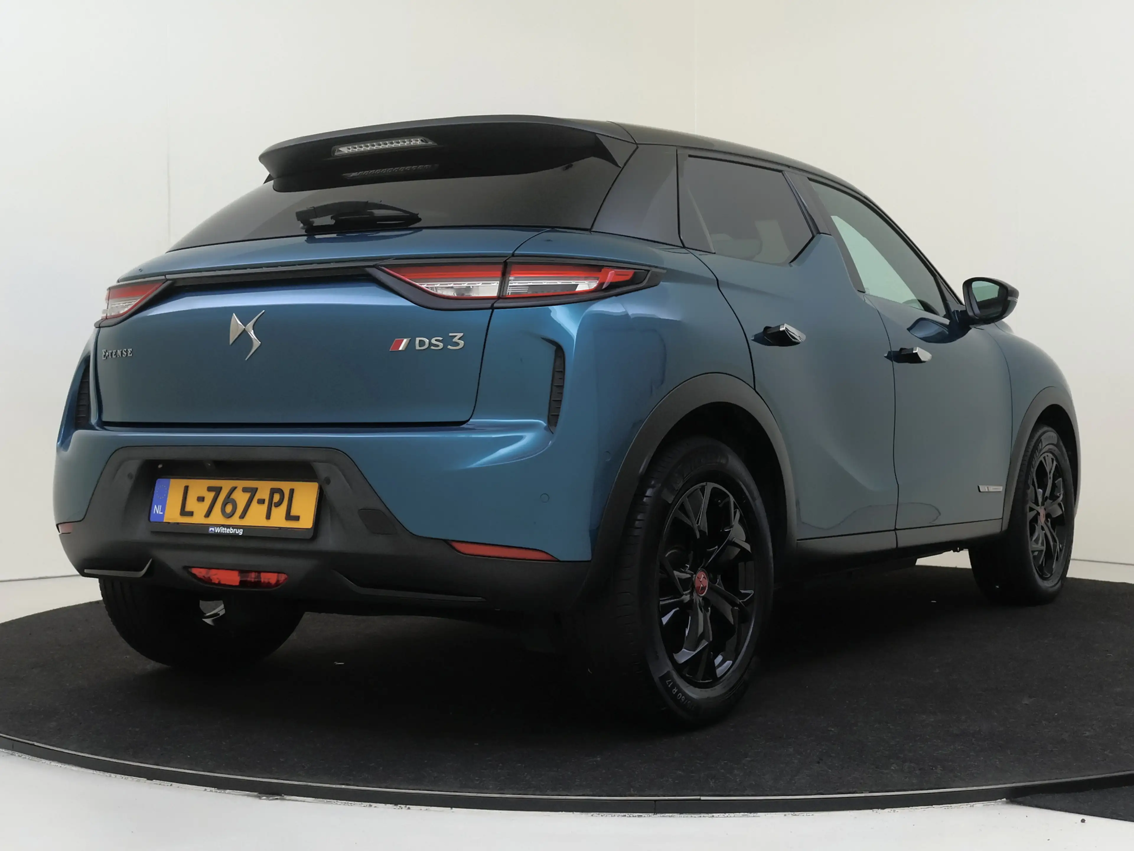 DS Automobiles DS 3 Crossback E-Tense Business 50 kWh — photo 11