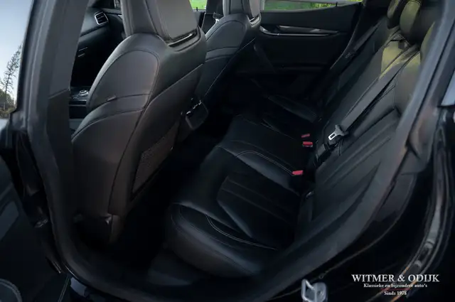 Maserati Ghibli view 7