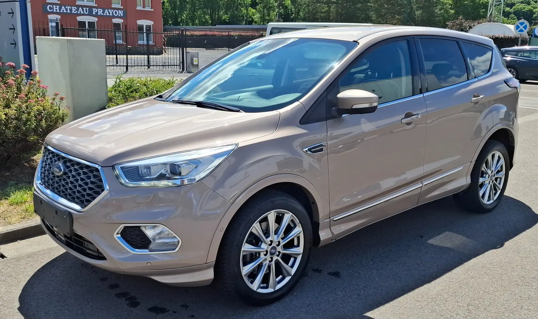 Ford Kuga Kuga 2.0 TDCi AWD Vignale PS Grijs - 1