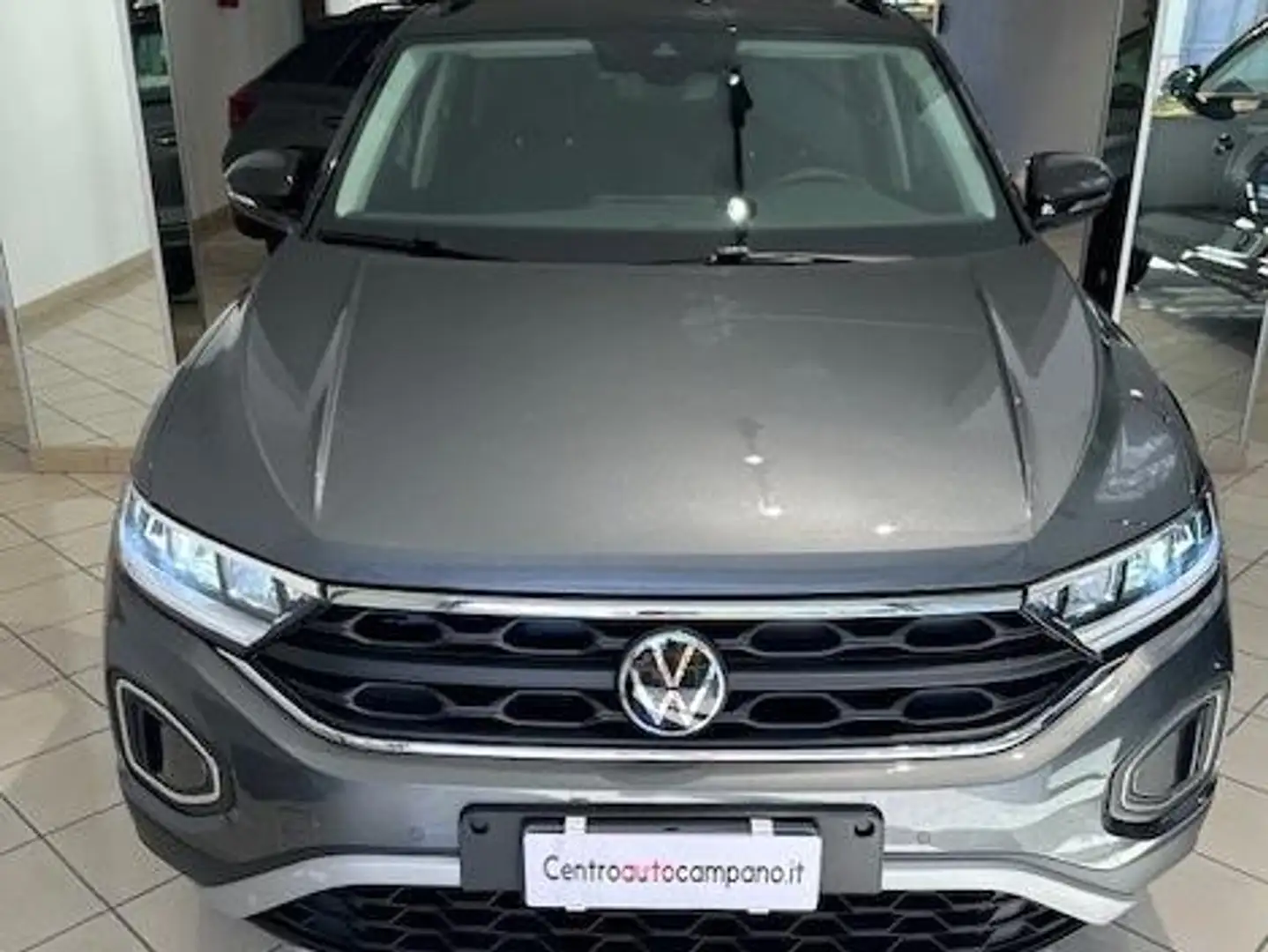 Volkswagen T-Roc 2.0 tdi Style Sport 116cv Gris - 1