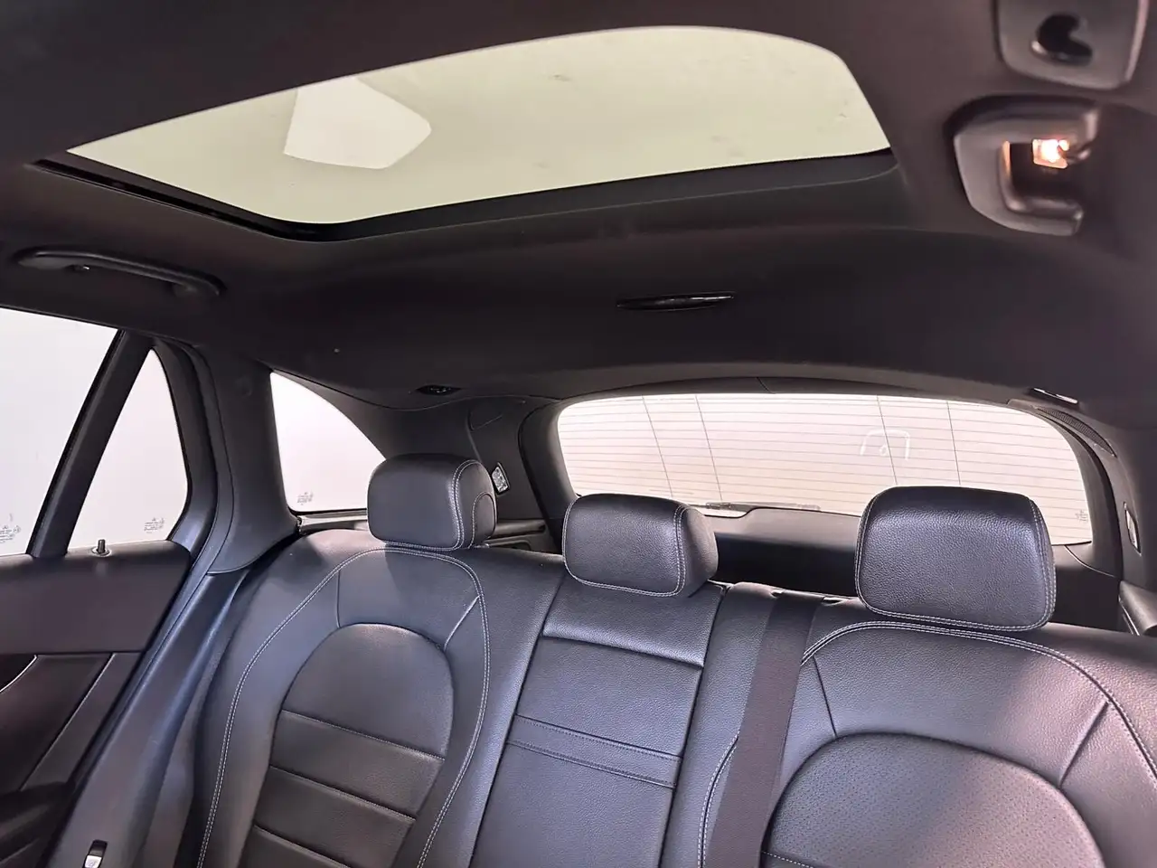 Mercedes-Benz GLC photo Mercedes-Benz GLC