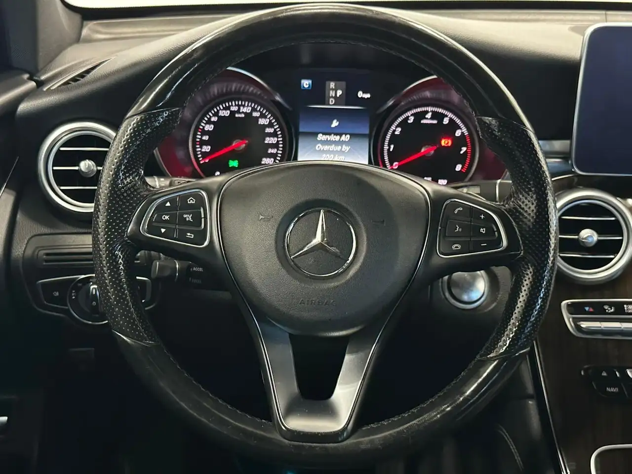 Mercedes-Benz GLC photo Mercedes-Benz GLC