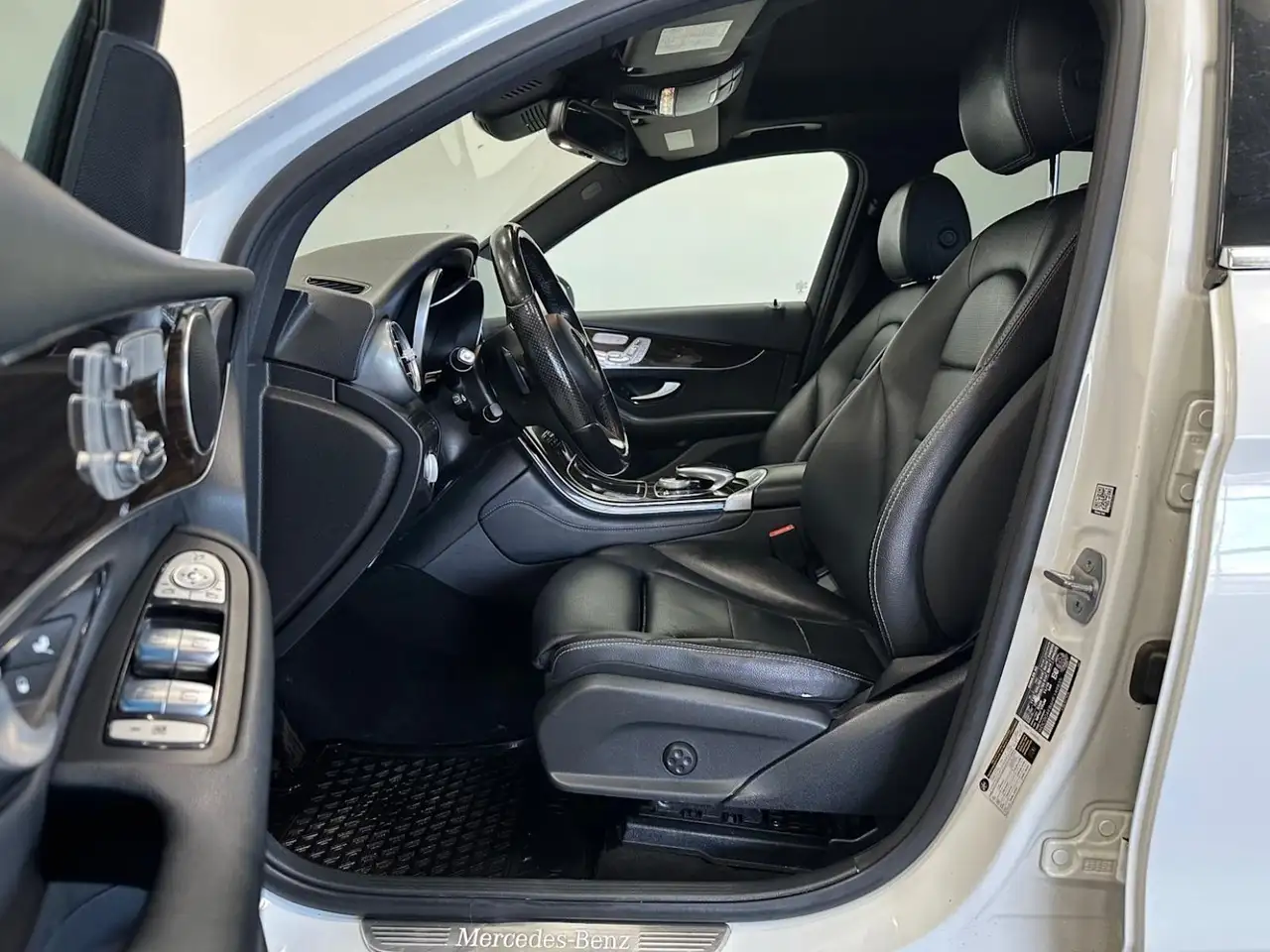Mercedes-Benz GLC photo Mercedes-Benz GLC