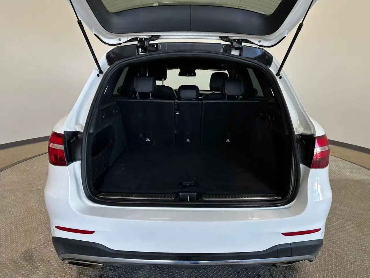 Mercedes-Benz GLC photo Mercedes-Benz GLC