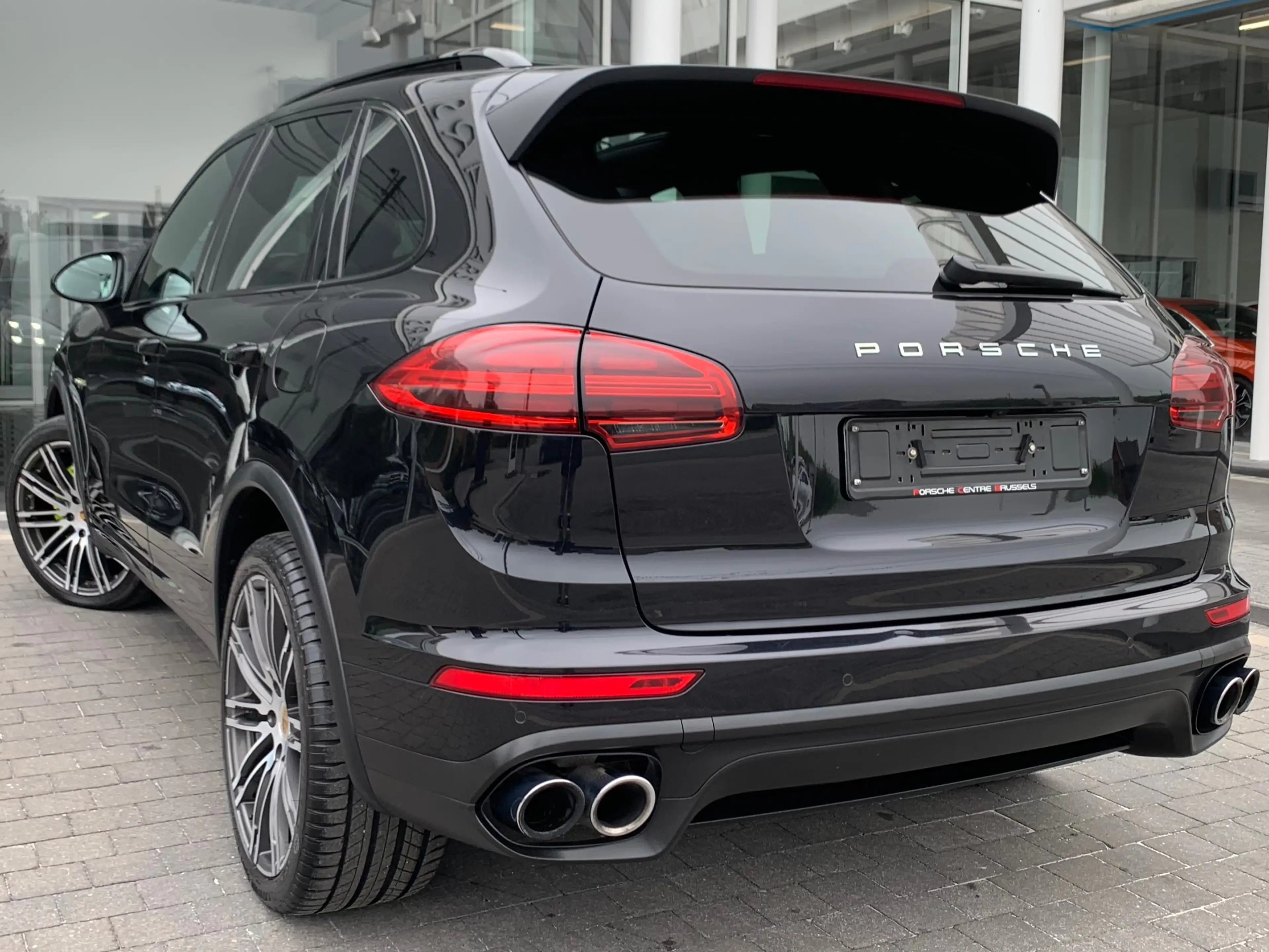 Porsche Cayenne S E-Hybrid 3.0i PHEV / FULL OPTIONS / CARNET / TVA — photo 8