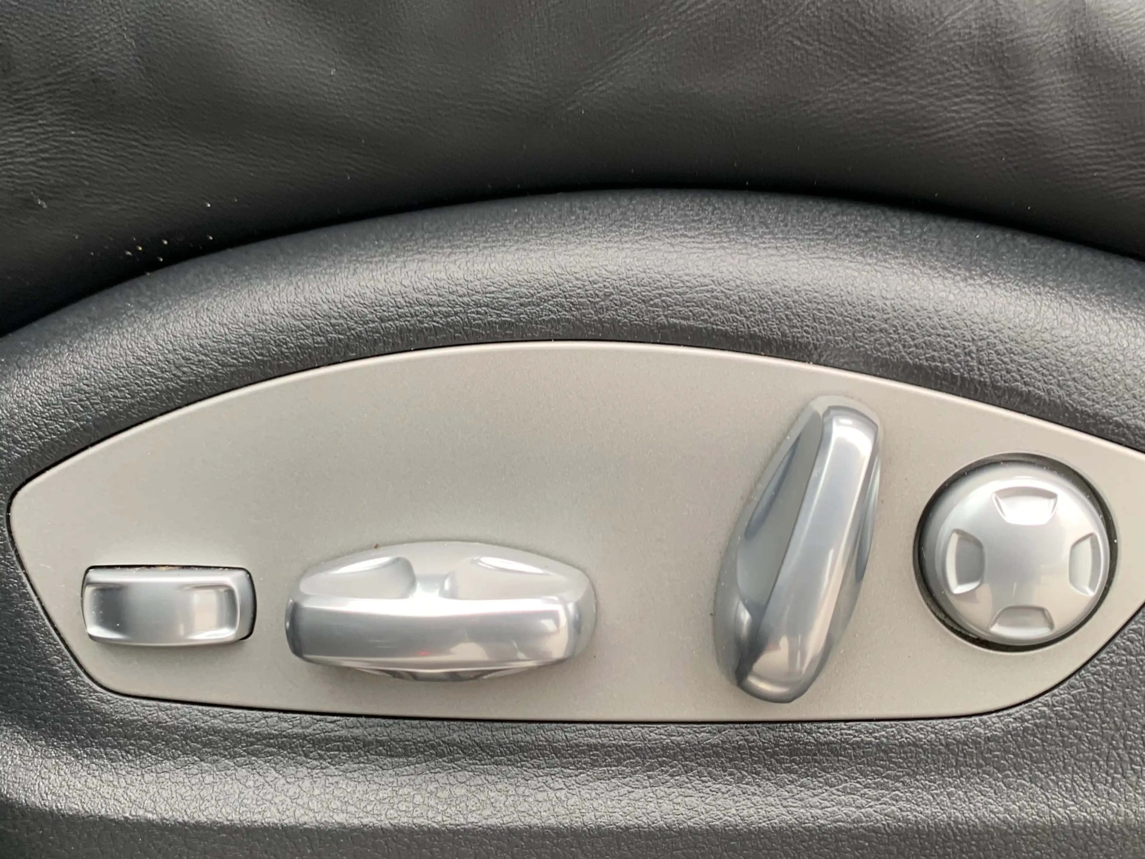 Porsche Cayenne S E-Hybrid 3.0i PHEV / FULL OPTIONS / CARNET / TVA — photo 13
